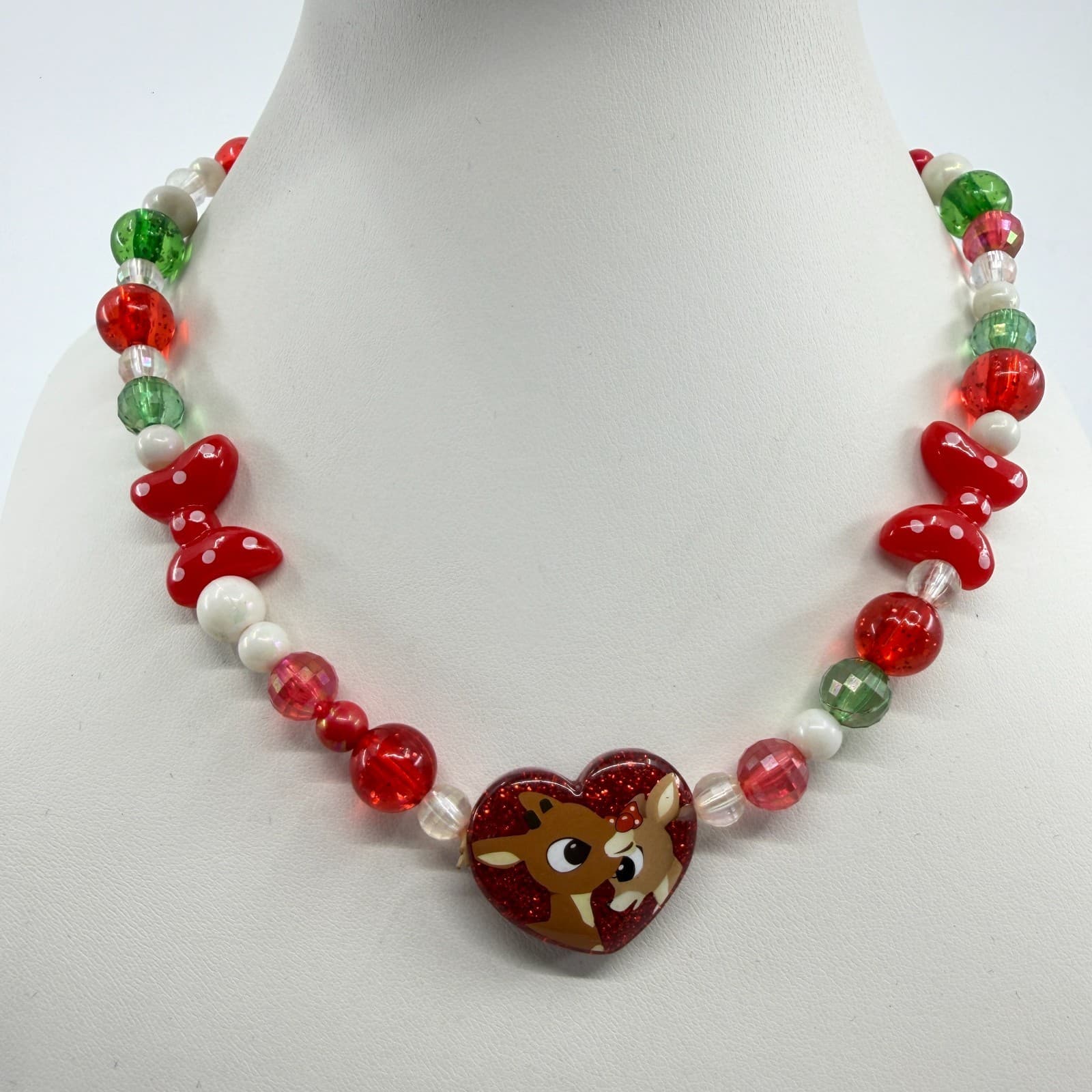 Y2K Festive Polka Dot Reindeer Heart Bead Necklace Holiday Statement Gift Piece - Thumbnail 2