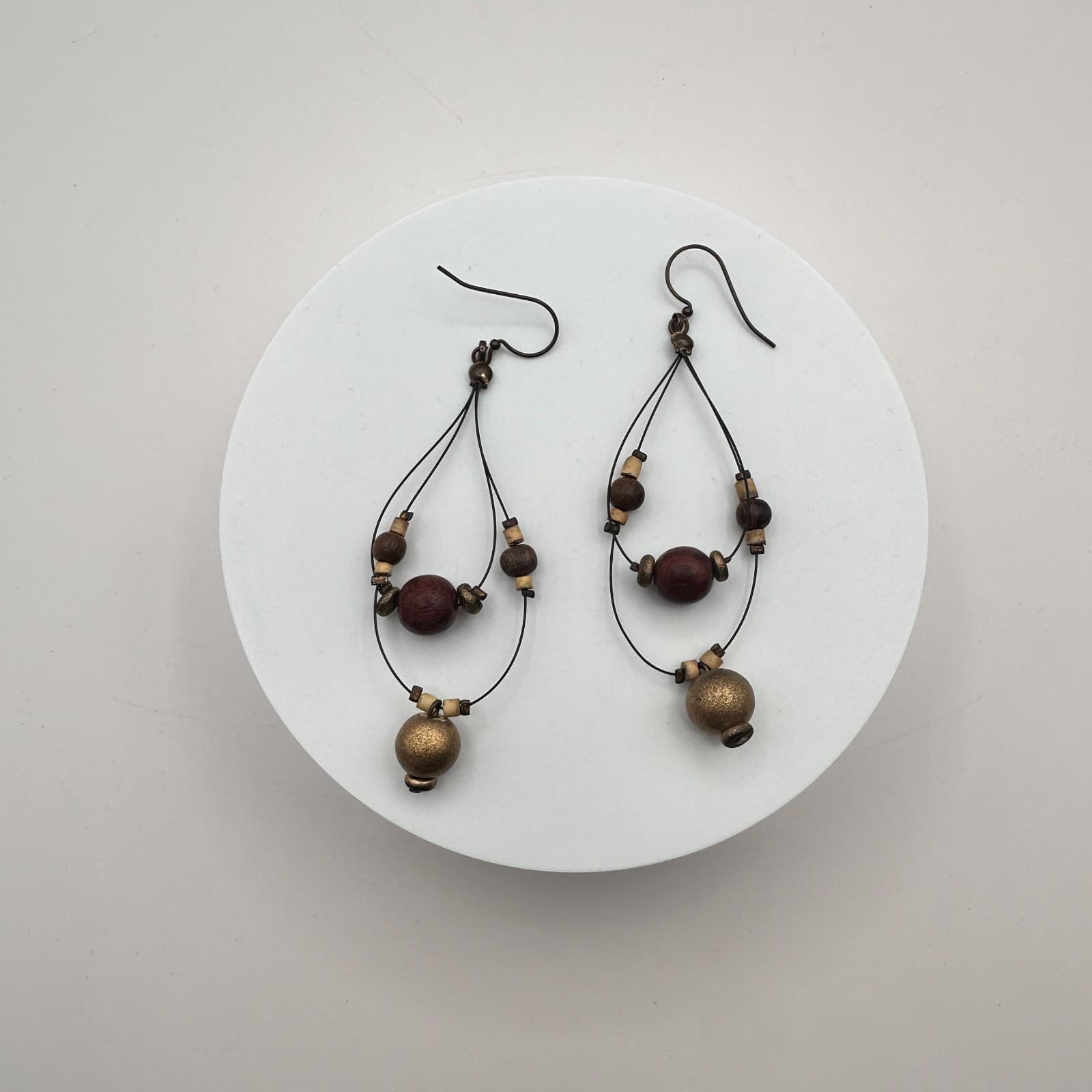 Vintage 90s Wooden Brass Tone Beaded Teardrop Dangle Earrings Women's Jewelry - Thumbnail 2