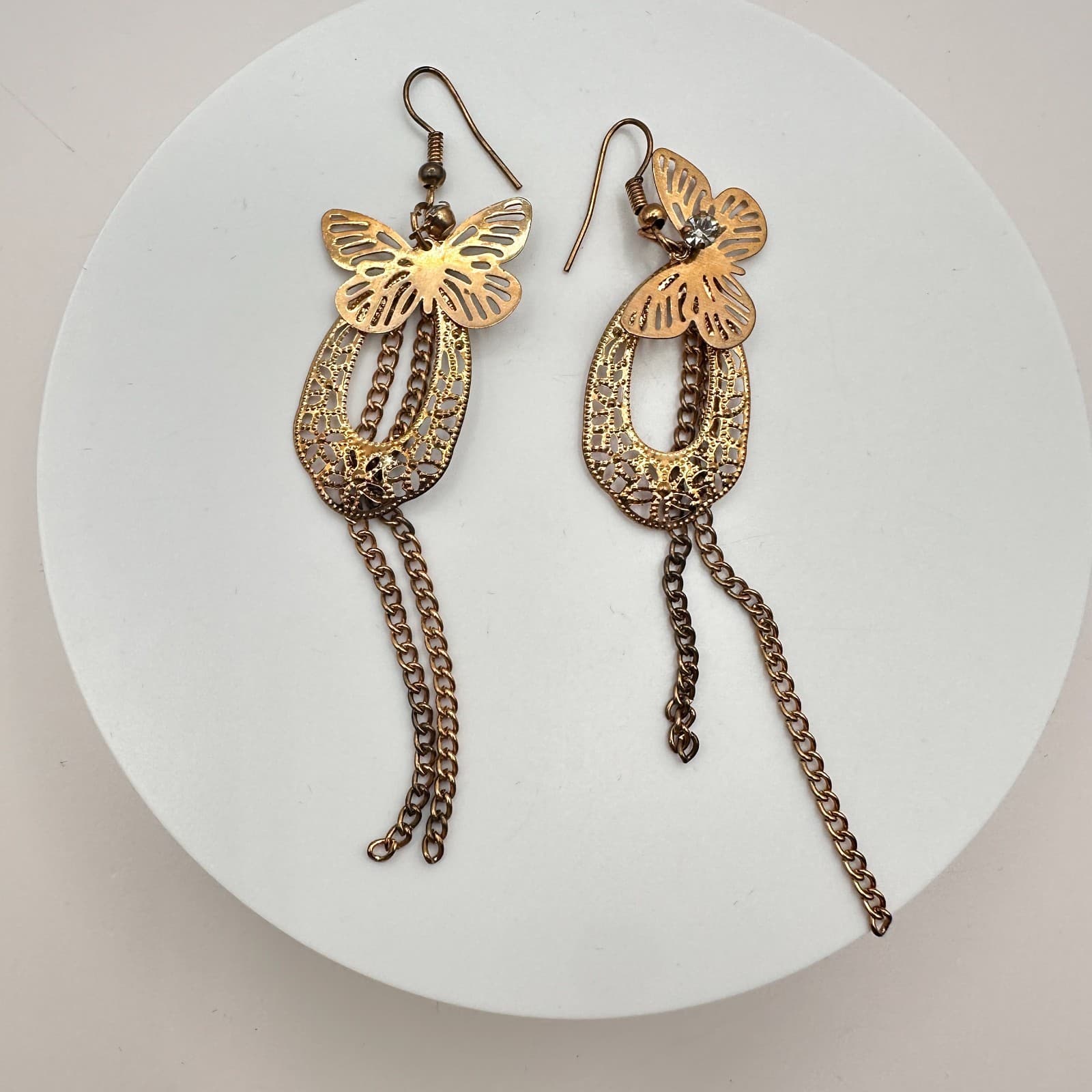 Vintage 90s Gold Tone Butterfly Filigree Dangle Earrings Women's Classic Jewelry - Thumbnail 4