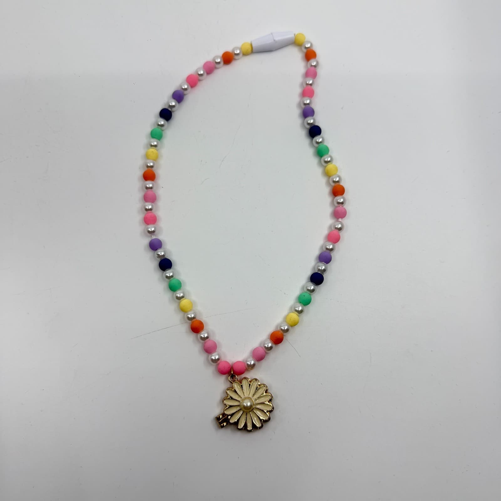 Pastel Bead Daisy Locket Necklace Colorful Cottagecore Boho Festival Jewelry - Thumbnail 9