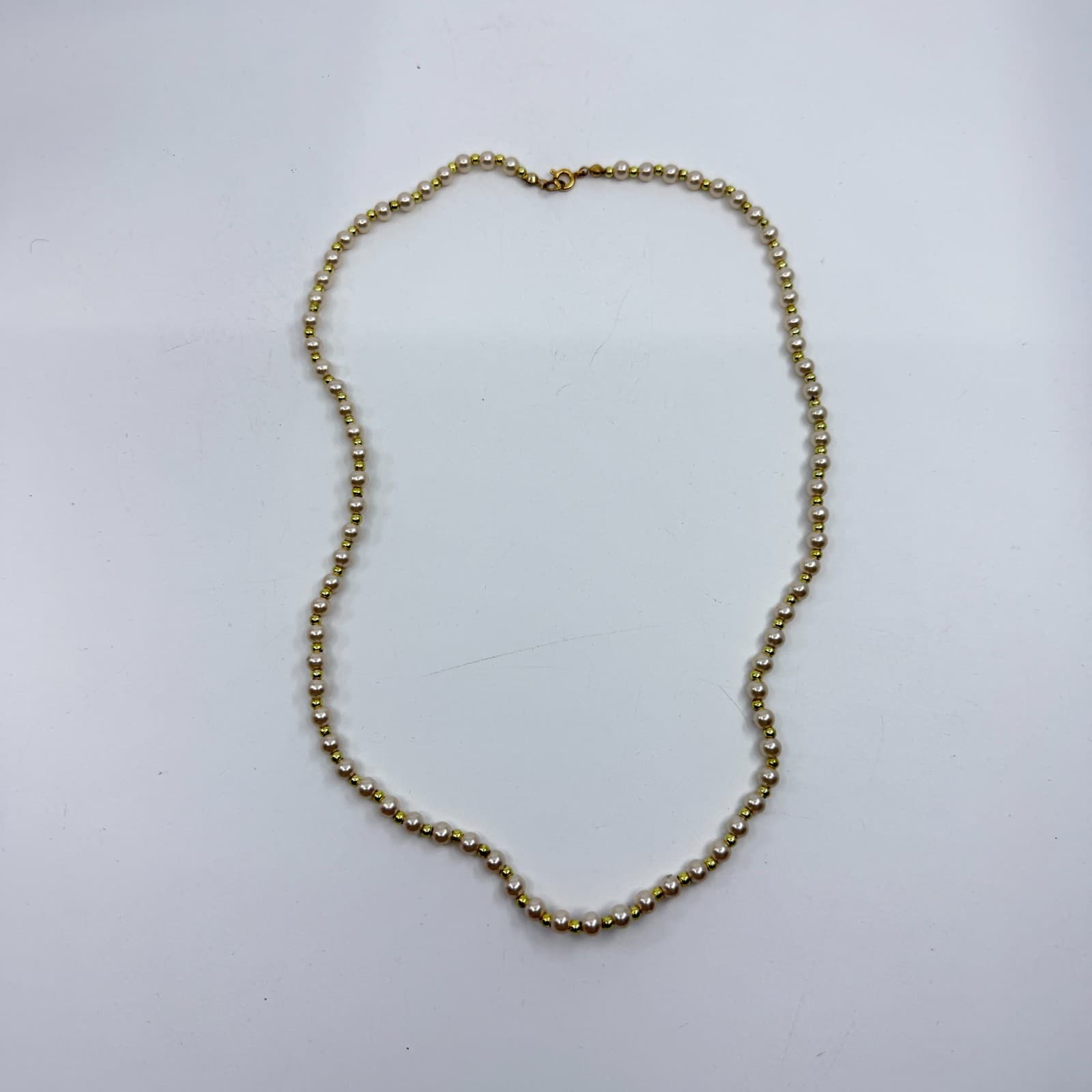 Elegant Cream Faux Pearl and Gold Tone Bead Strand Necklace Minimalist Chic Gift - Thumbnail 8