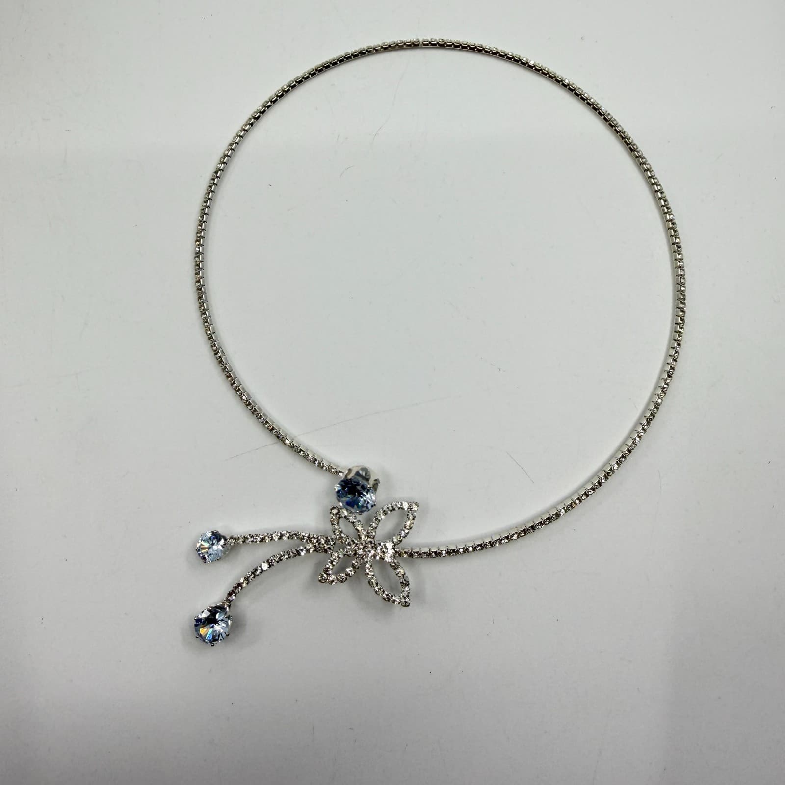 Elegant Crystal Floral Statement Choker Necklace Silver Tone Sparkle Y2K Style - Thumbnail 5