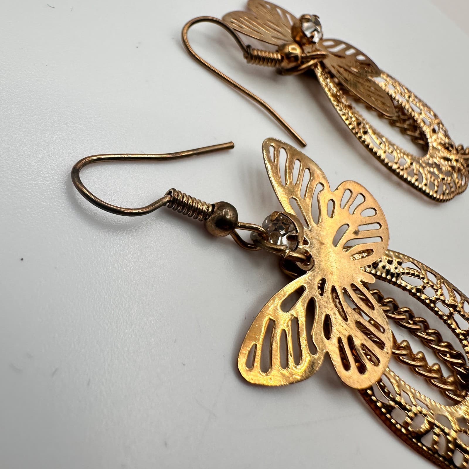 Vintage 90s Gold Tone Butterfly Filigree Dangle Earrings Women's Classic Jewelry - Thumbnail 5