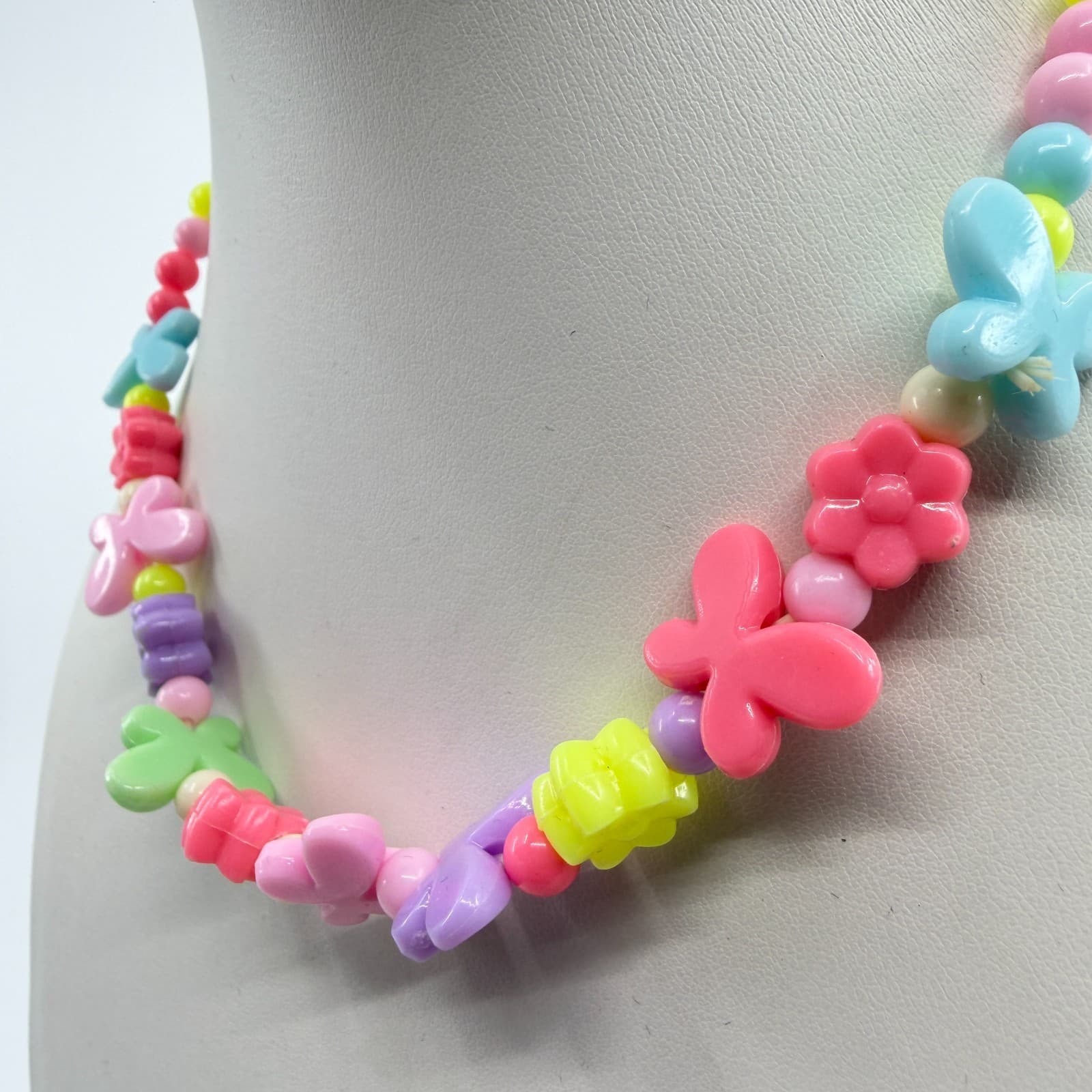 Pastel Butterfly Flower Beaded Necklace Y2K Cottagecore Fun Statement Jewelry - Thumbnail 2
