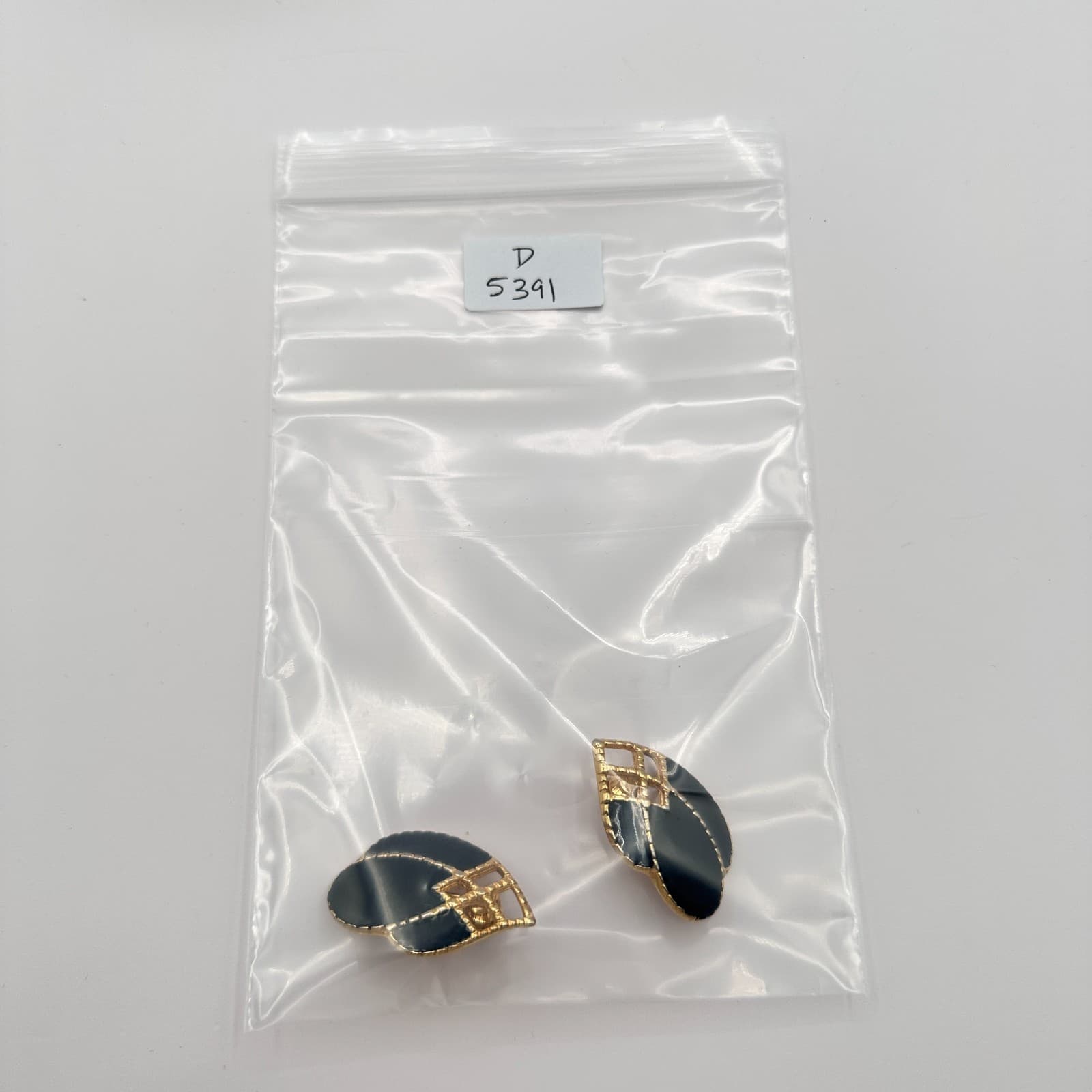 Vintage 90s Gold Tone Black Enamel Abstract Teardrop Earrings Women's Jewelry - Thumbnail 9