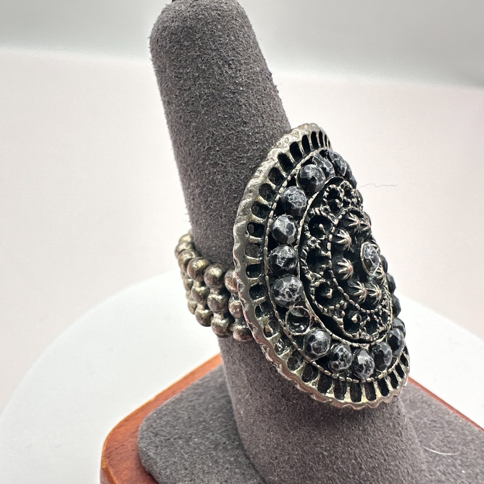 Vintage 90s Silver Tone Black Beaded Stretch Ring Statement Women's Jewelry Y2K - Thumbnail 3