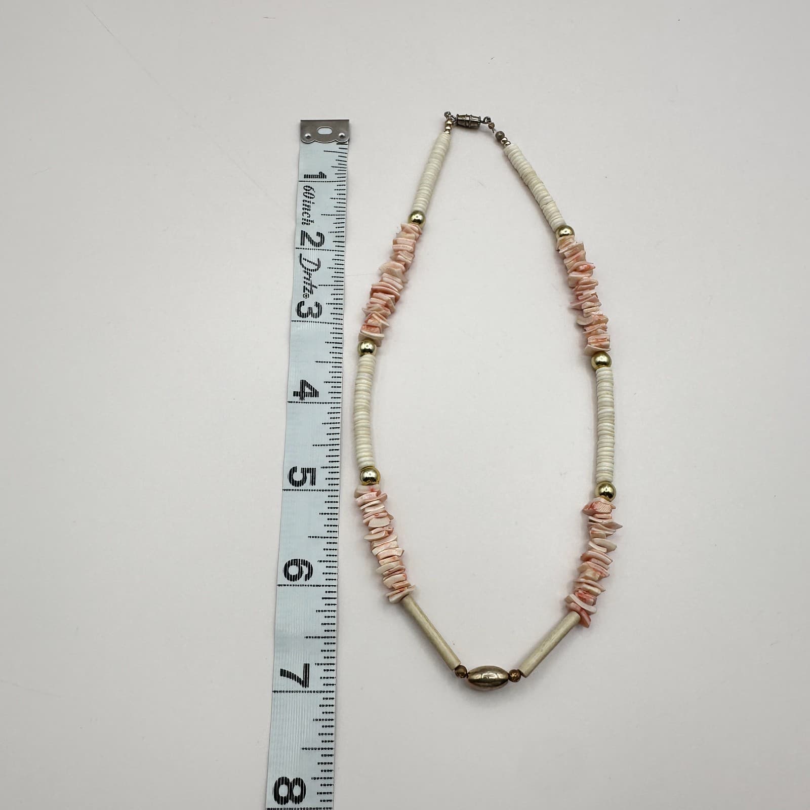 Vintage 90s Gold Tone Pink & Cream Shell Heishe Beaded Necklace Women's Jewelry - Thumbnail 9