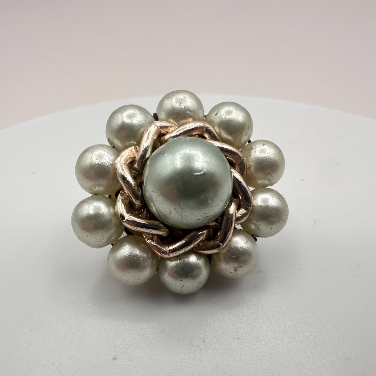 Vintage 80s Gold Tone Faux Pearl Cluster Earrings Flower Women's Fashion Jewelry - Thumbnail 3