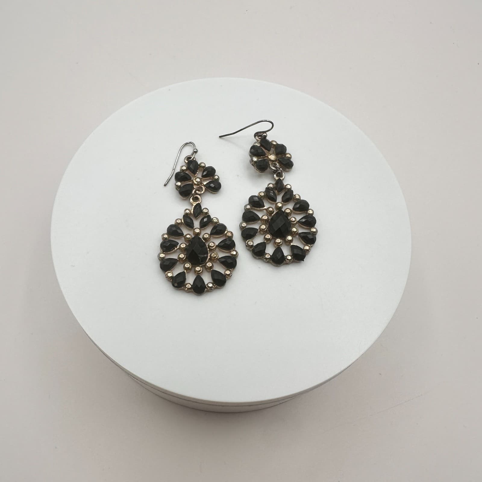 Vintage Gold Tone Black Rhinestone Chandelier Earrings Teardrop Dangle Statement - Thumbnail 5