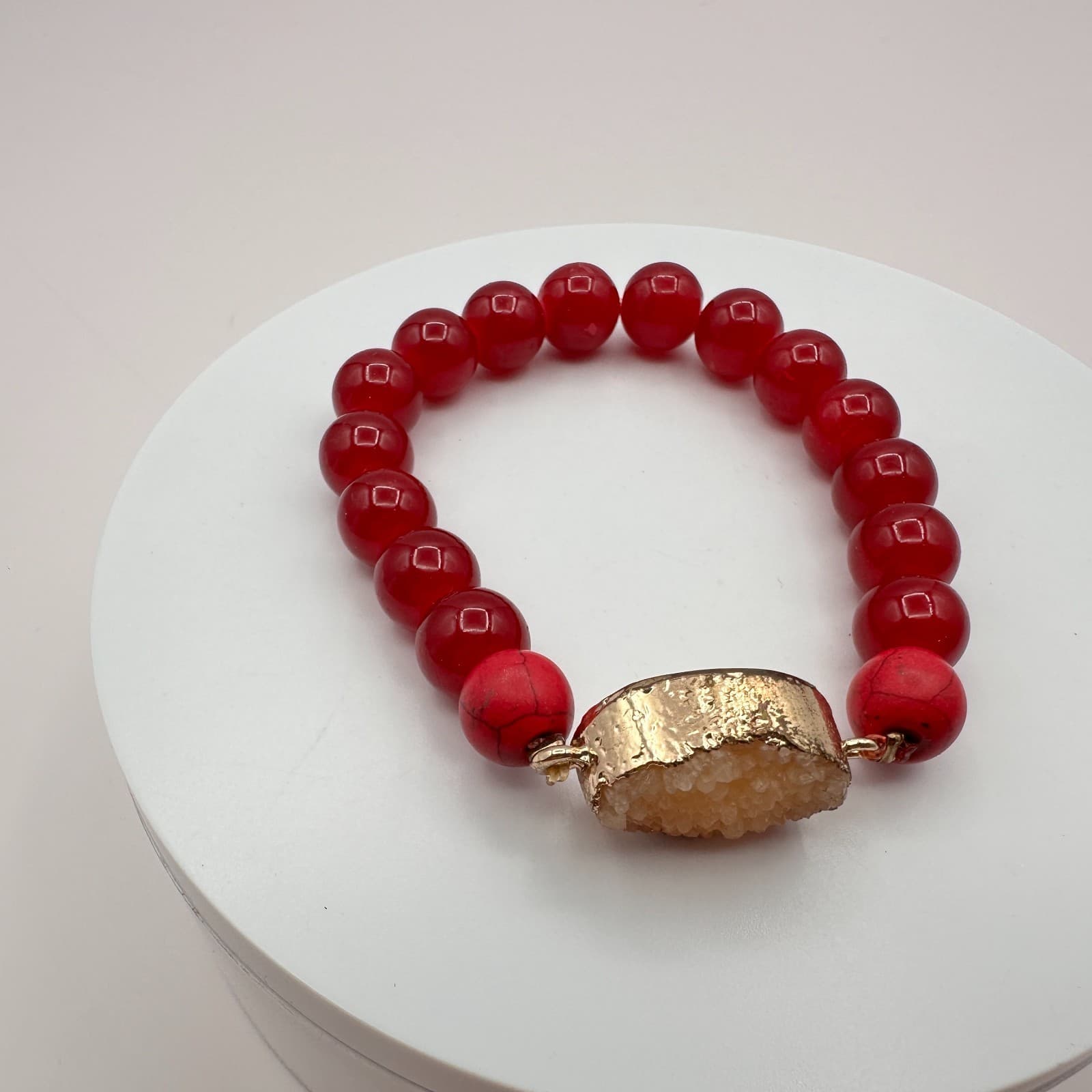 Vintage Gold Tone Chunky Beaded Bracelet Statement Boho Red Orange Faux Stone - Thumbnail 2