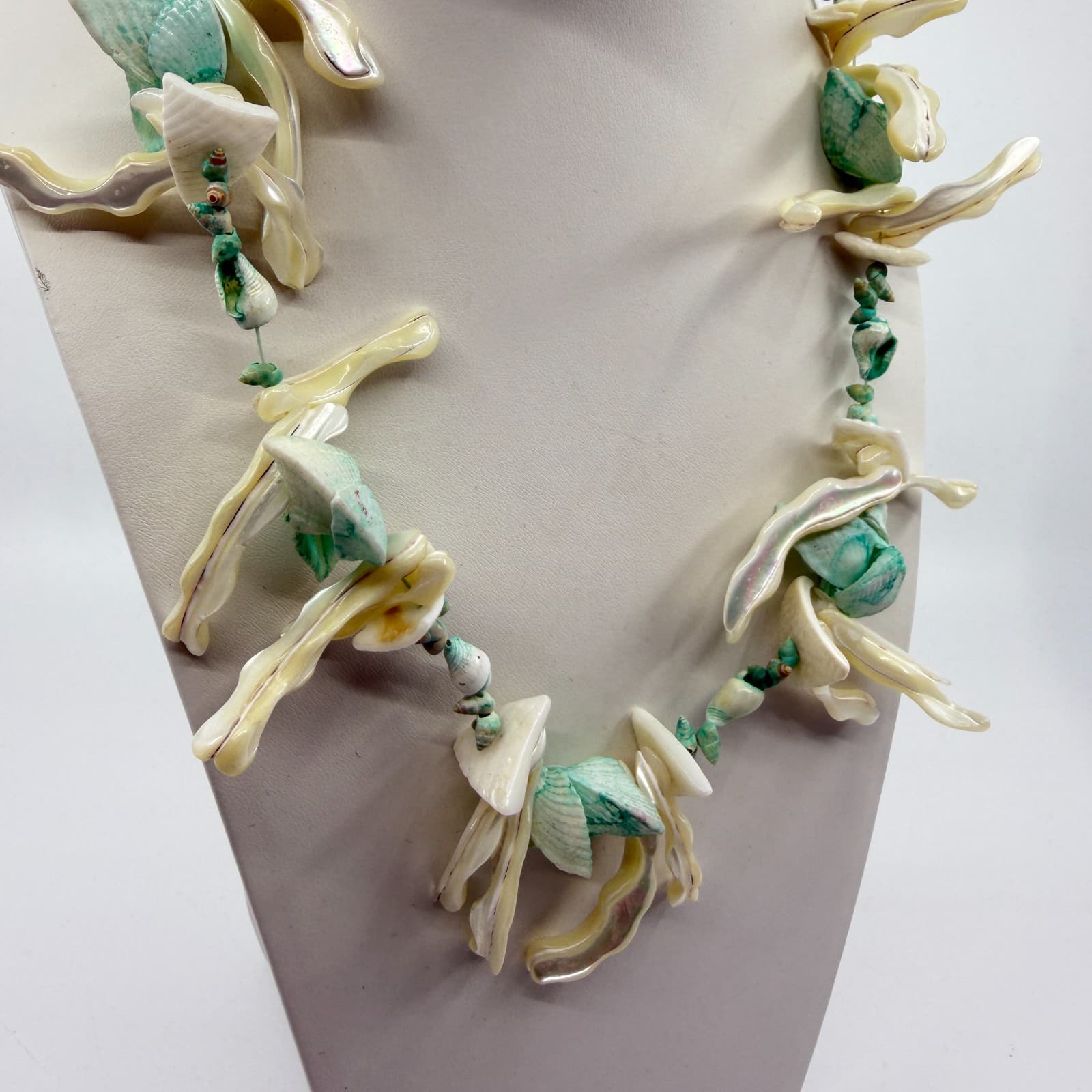 Coastal Seashell Statement Necklace Beachy Boho Layering Unique Vacation Jewelry - Thumbnail 3