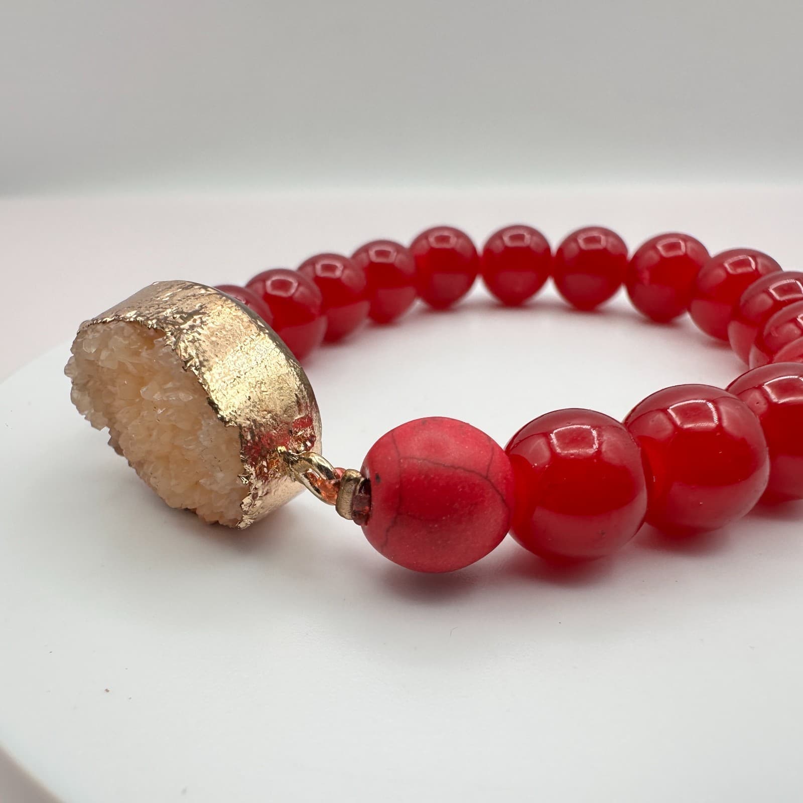 Vintage Gold Tone Chunky Beaded Bracelet Statement Boho Red Orange Faux Stone - Thumbnail 4