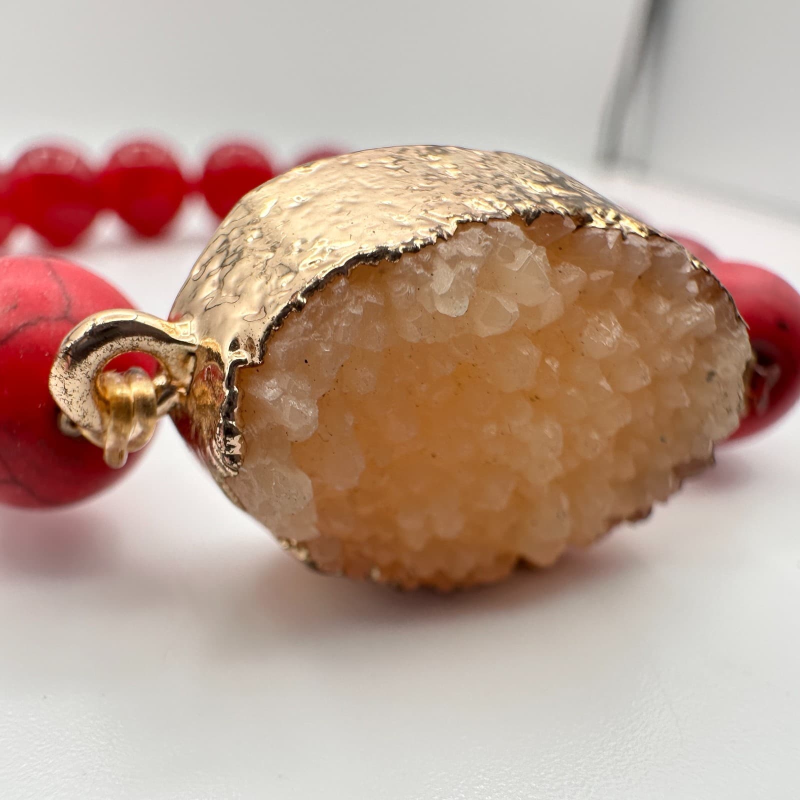 Vintage Gold Tone Chunky Beaded Bracelet Statement Boho Red Orange Faux Stone - Thumbnail 3