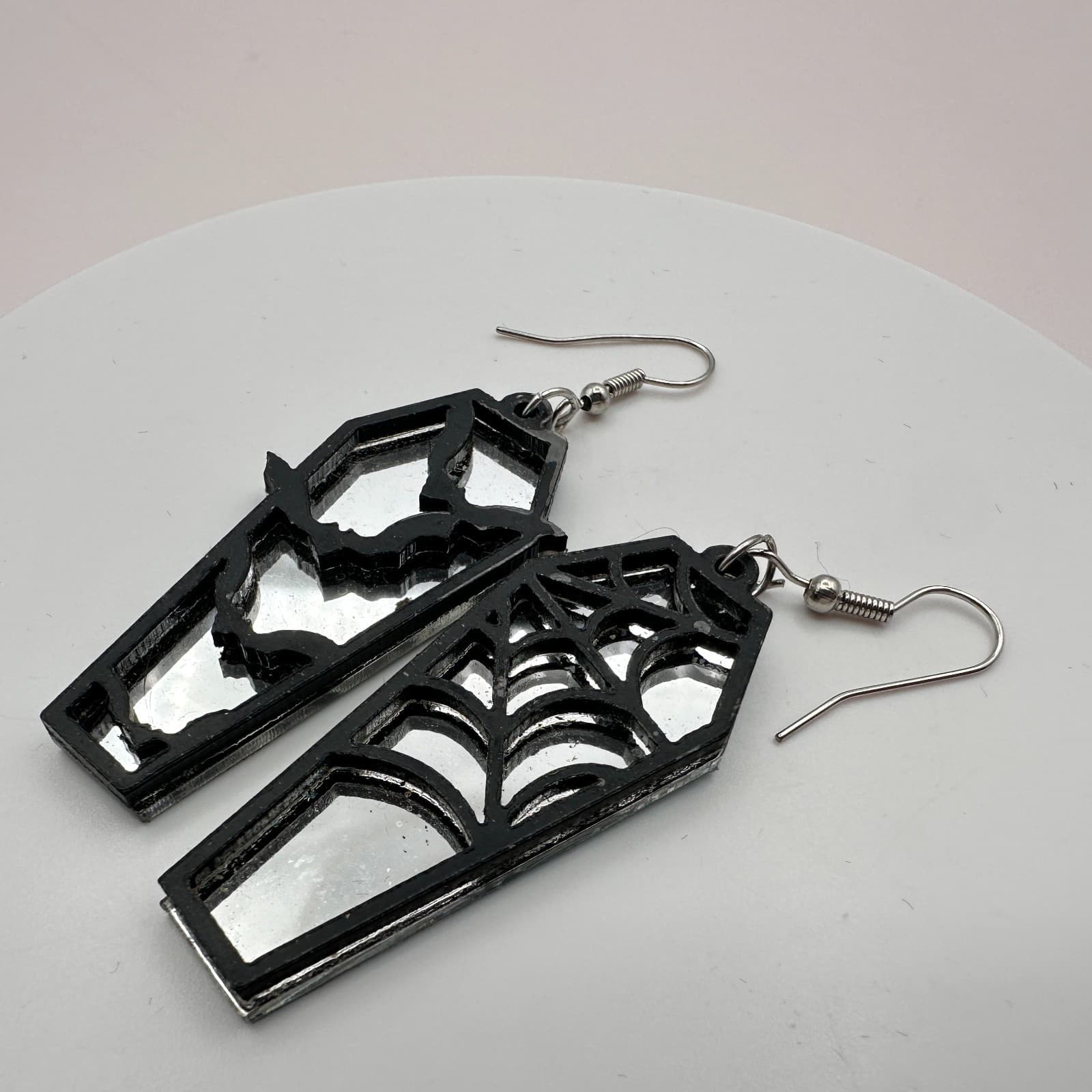 Vintage 90s Y2K Bat Spider Web Coffin Mirror Dangle Earrings Women's Jewelry Bib - Thumbnail 5