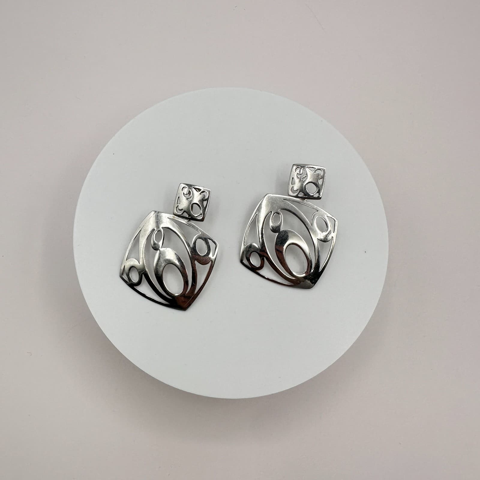 Vintage Y2K Silver Tone Open Work Dangle Earrings Statement Women's Jewelry 90s - Thumbnail 2