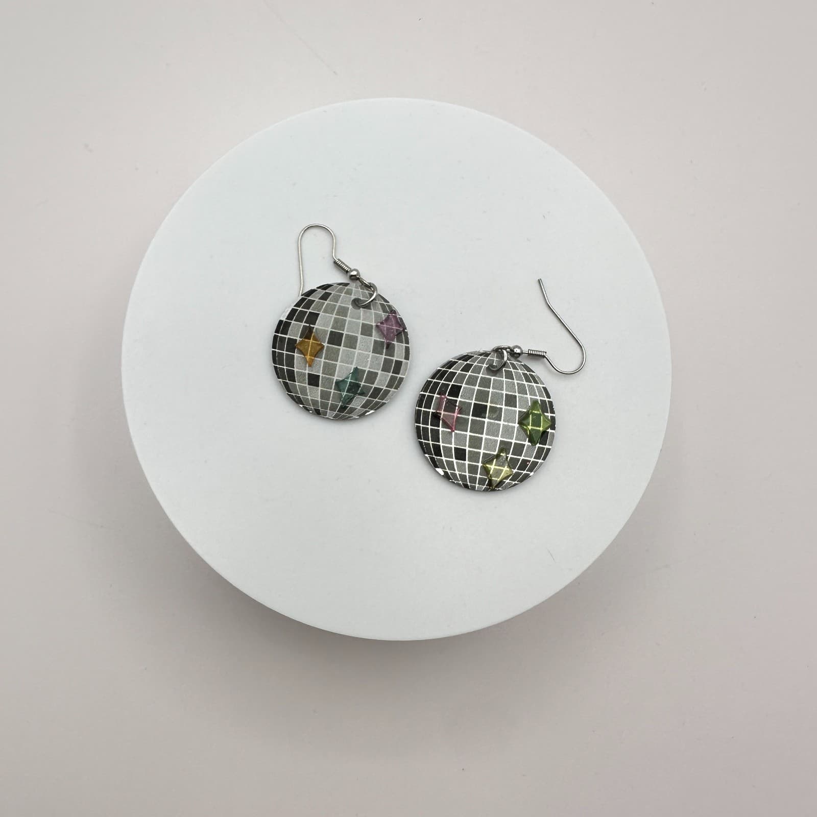 Vintage Y2K Glitter Disco Ball Dangle Earrings Silver Tone Retro Women's Jewelry - Thumbnail 3