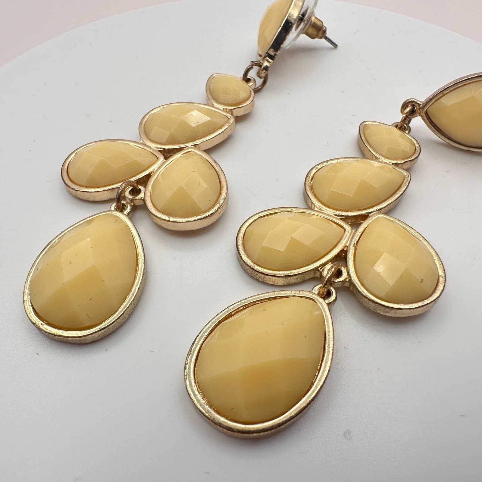 Vintage 80s 90s Gold Tone Yellow Glass Teardrop Dangle Earrings Boho Statement - Thumbnail 8