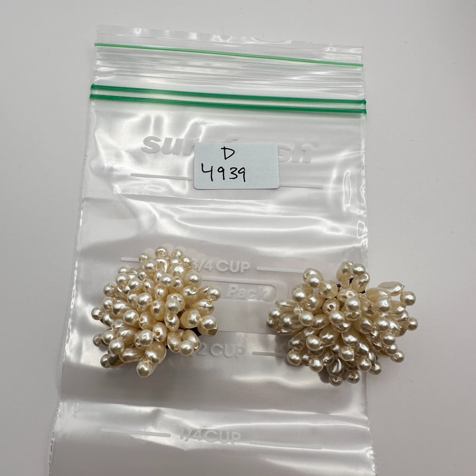 Vintage Y2K Ivory Pearl Beaded Earrings Bridal Women's Classic Fashion Jewelry - Thumbnail 8