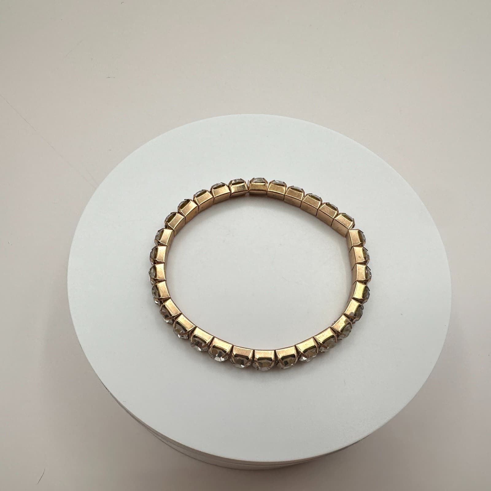 Vintage 90s Gold Tone Clear Glass Stretch Tennis Bracelet Glam Fashion Jewelry - Thumbnail 5