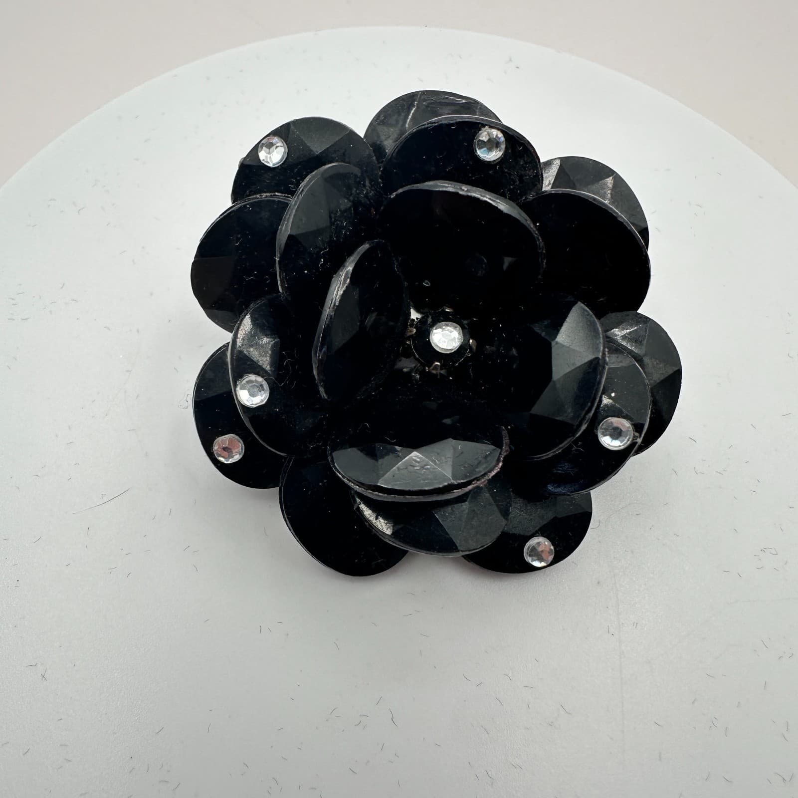Vintage Y2K Black Floral Beaded Brooch Pin Retro Women's Classic Fashion Jewelry - Thumbnail 3