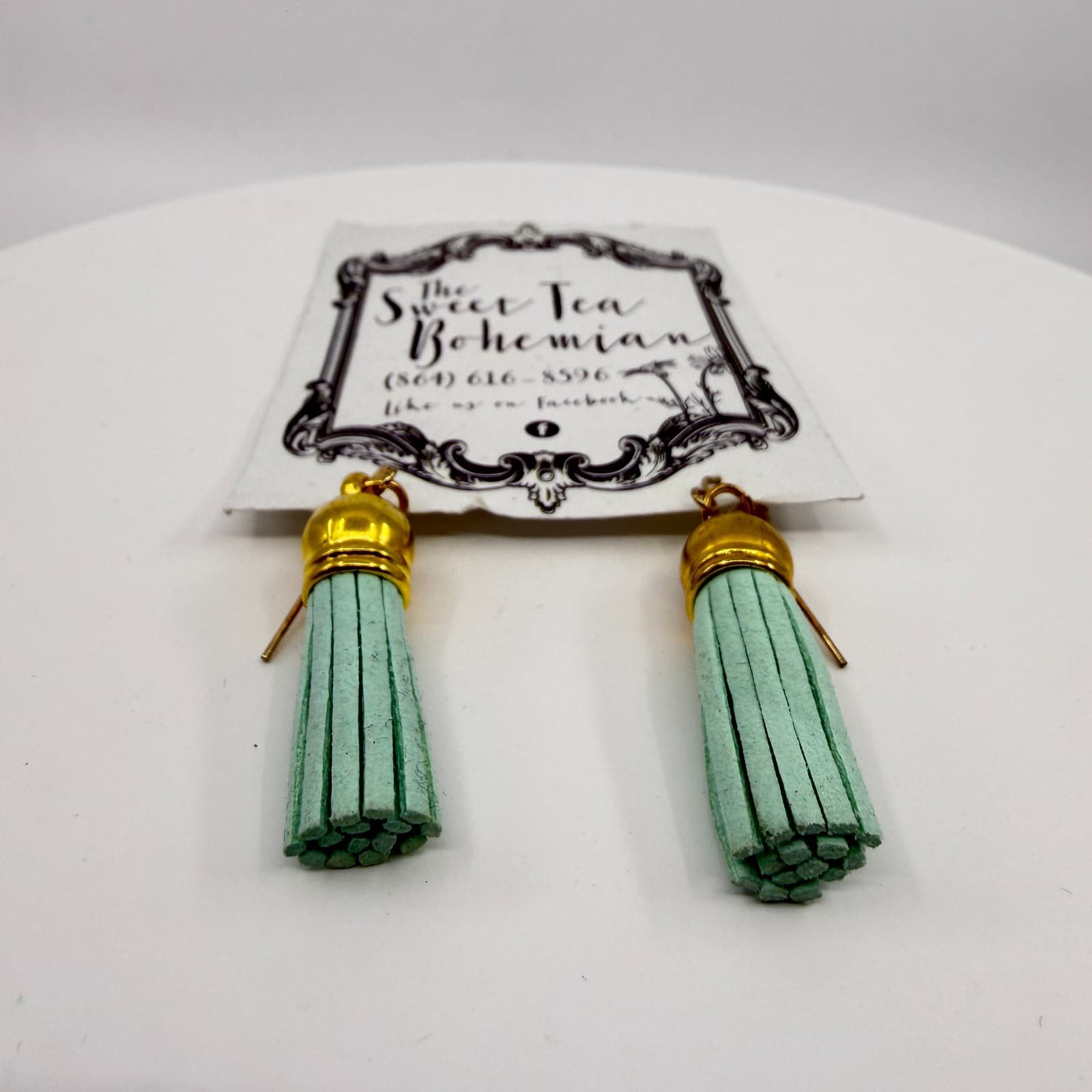 Mint Green Suede Tassel Earring Gold Tone Boho Chic Lightweight Fun Gift Jewelry - Thumbnail 3