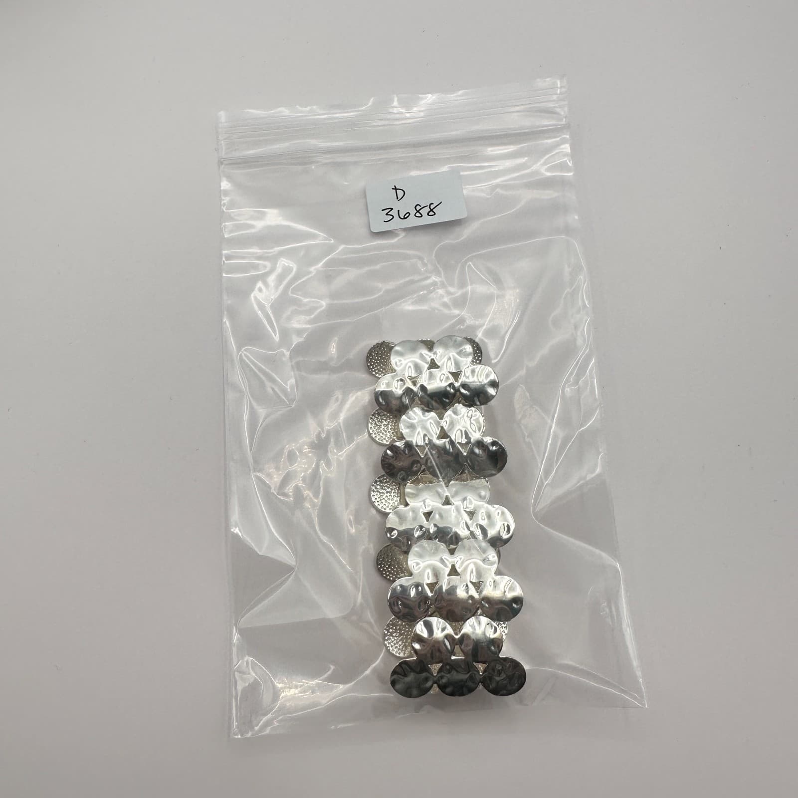 Vintage Y2K Silver Tone Hammered Stretch Hand Bracelet Boho Women's Jewelry Boho - Thumbnail 8