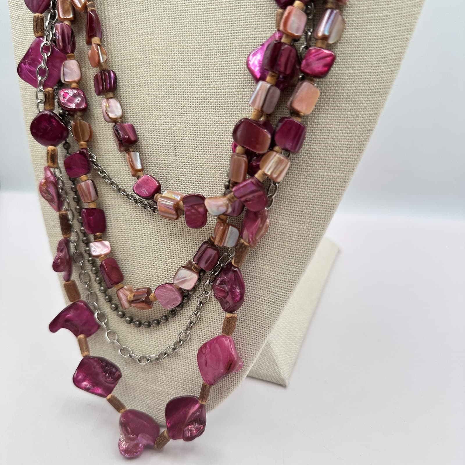 Vintage 90s Multi-Strand Shell Beads Statement Necklace Boho Layered Jewelry Bib - Thumbnail 2