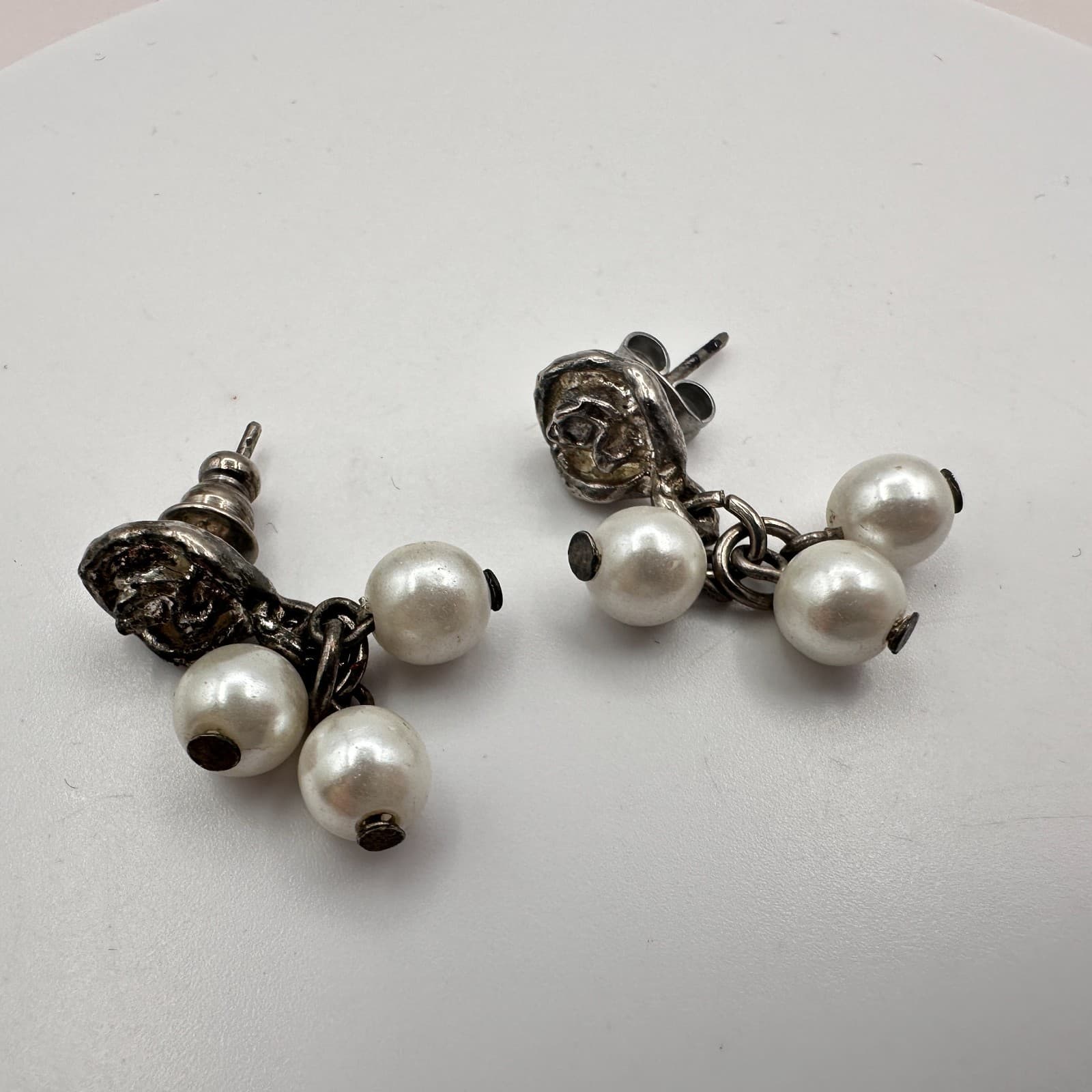 Vintage 90s Silver Tone Faux Pearl Dangle Earrings Women's Classic Jewelry Bib