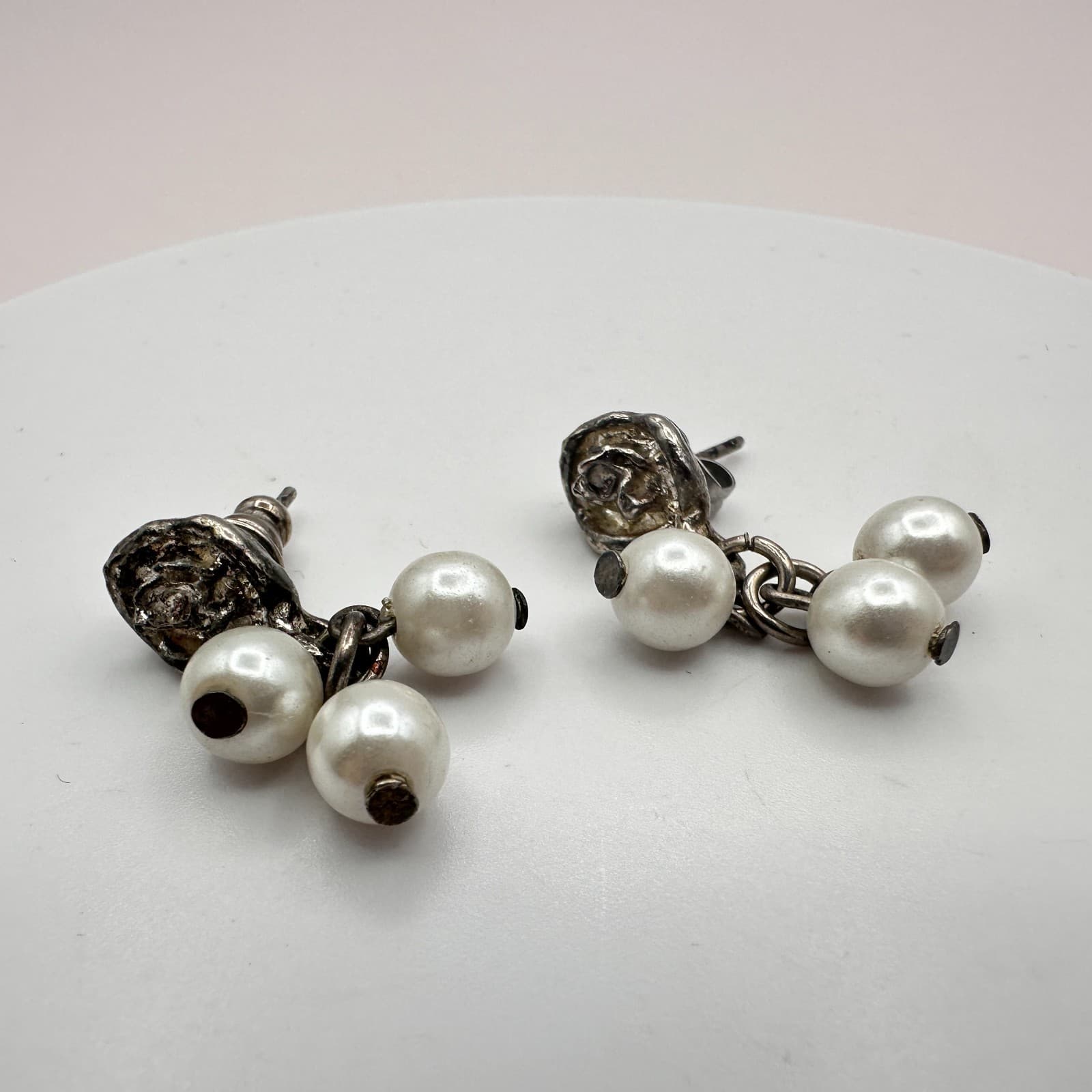 Vintage 90s Silver Tone Faux Pearl Dangle Earrings Women's Classic Jewelry Bib - Thumbnail 2