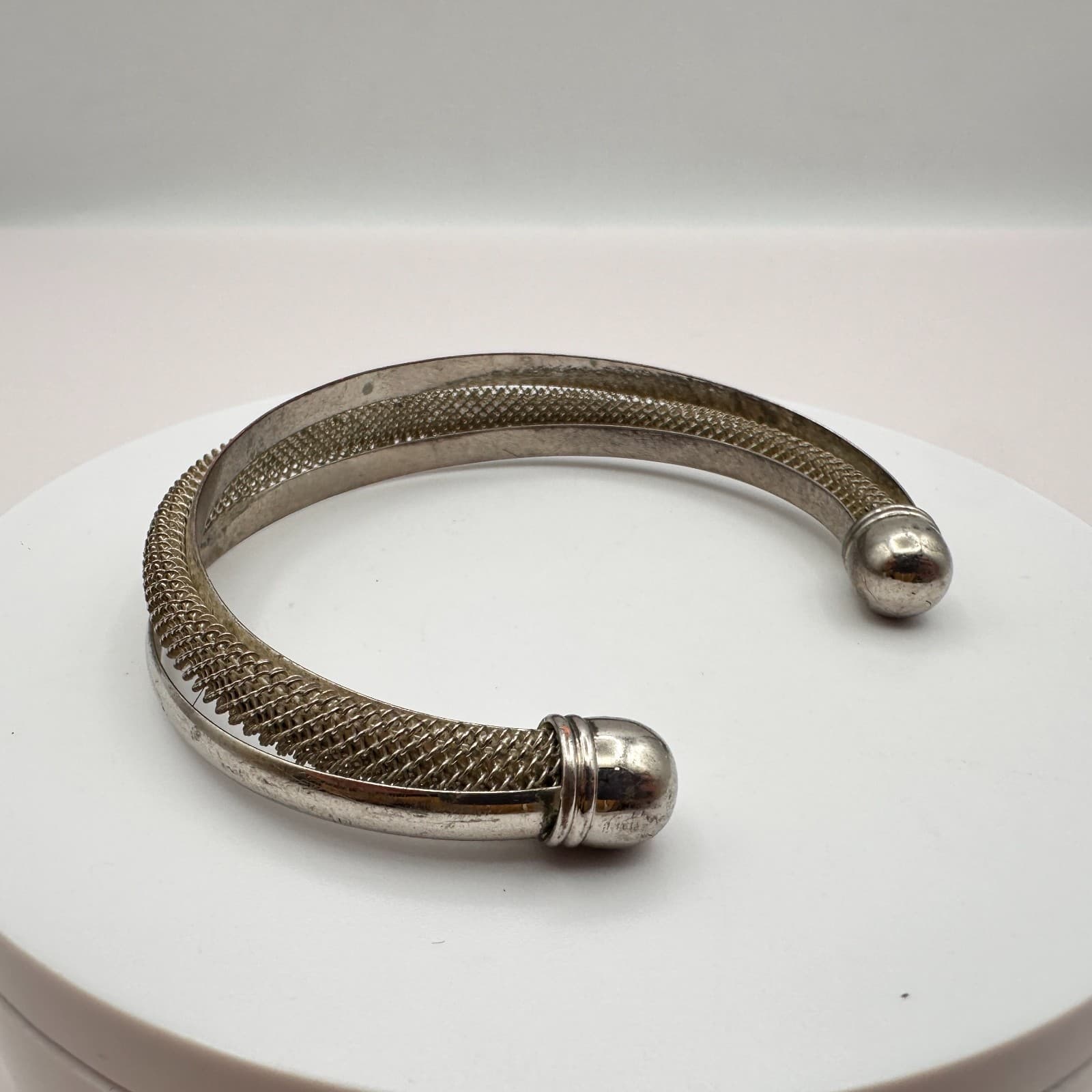 Vintage 90s SilverTone Mesh Cuff Bangle Bracelet Minimalist Boho Fashion Jewelry - Thumbnail 3