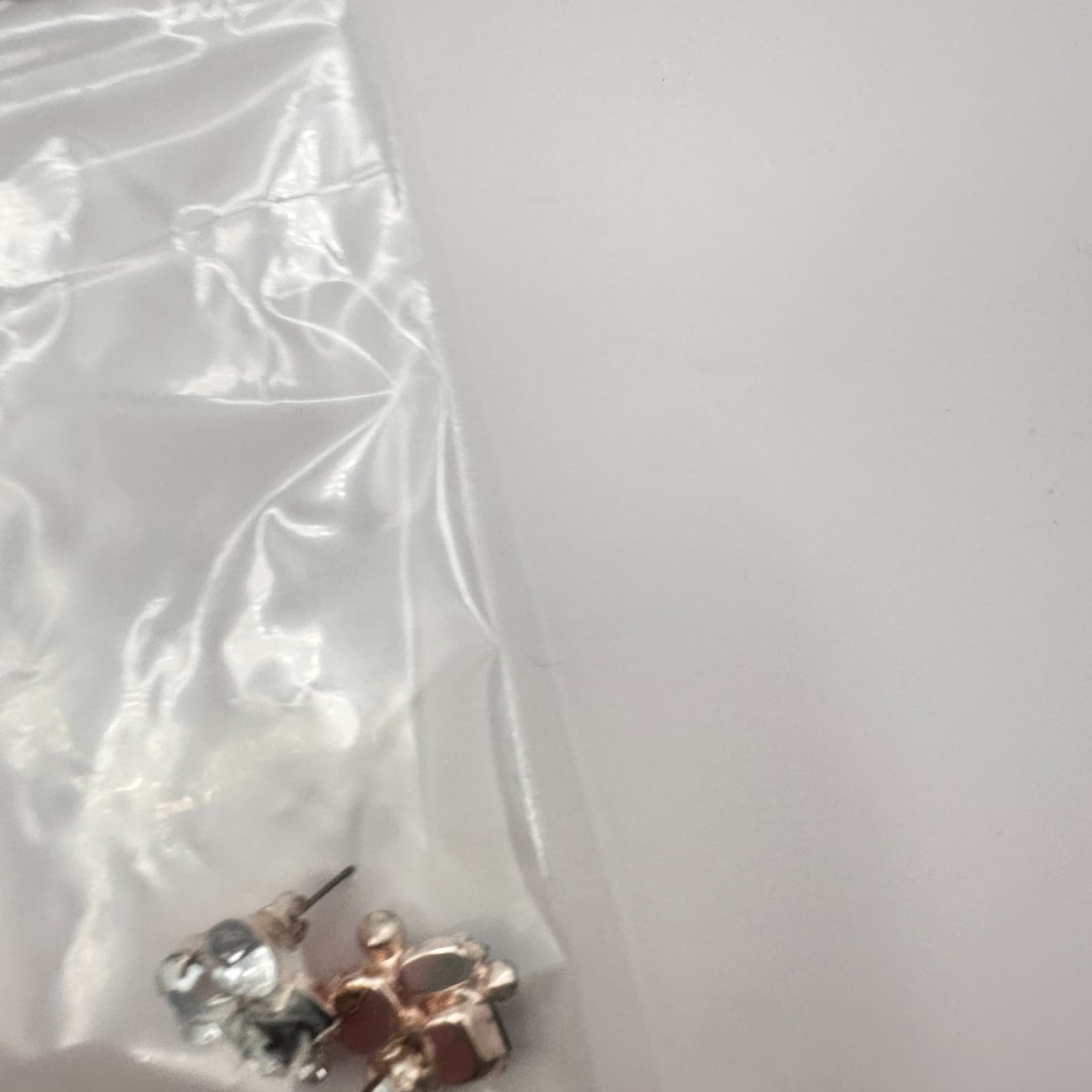 Vintage 80s Smoky Crystal Cluster Stud Earring Rose Gold Tone Statement Jewelry - Thumbnail 8