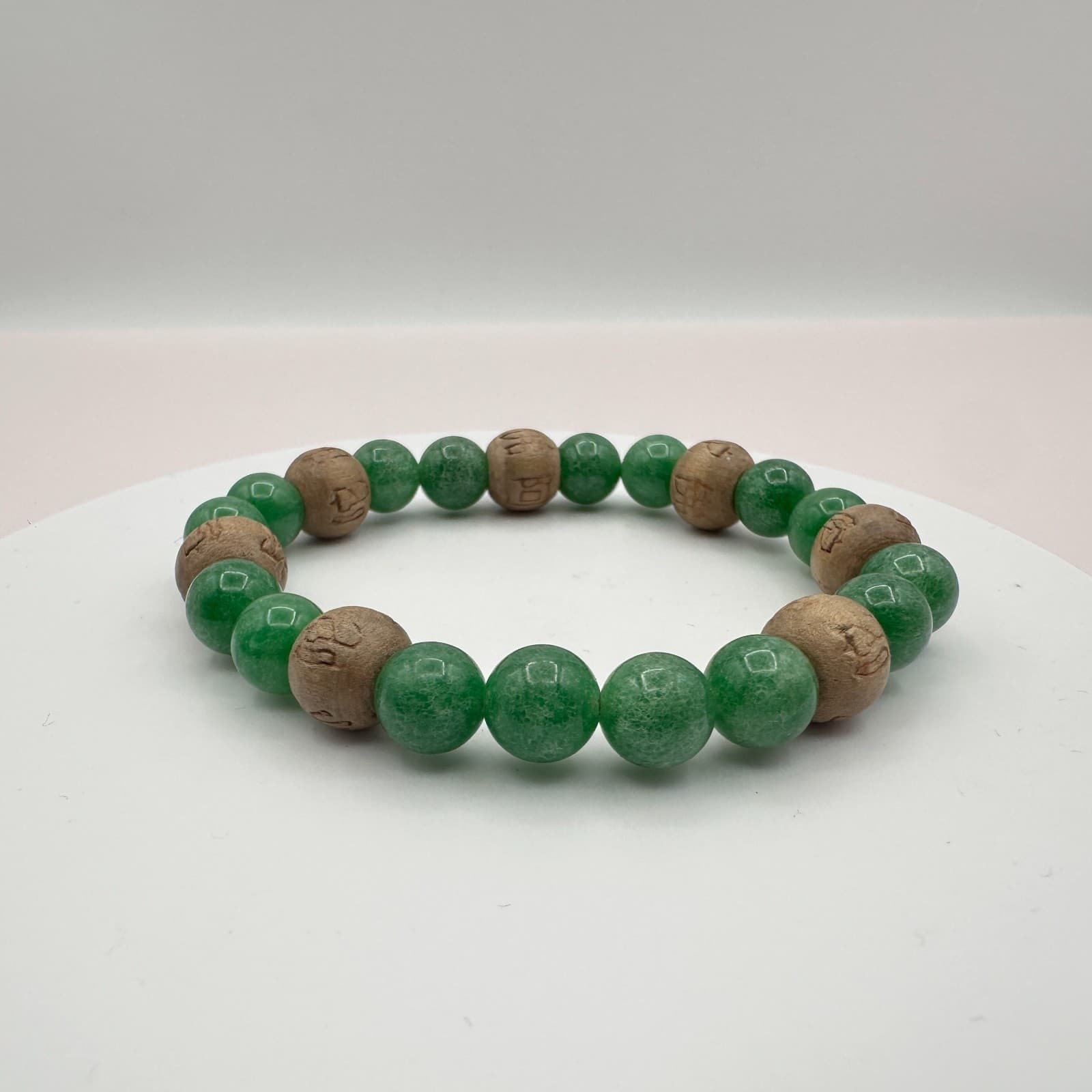 Vintage 90s Green Beaded Stretch Bracelet Carved Wooden Boho Women's Jewelry Y2K - Thumbnail 2