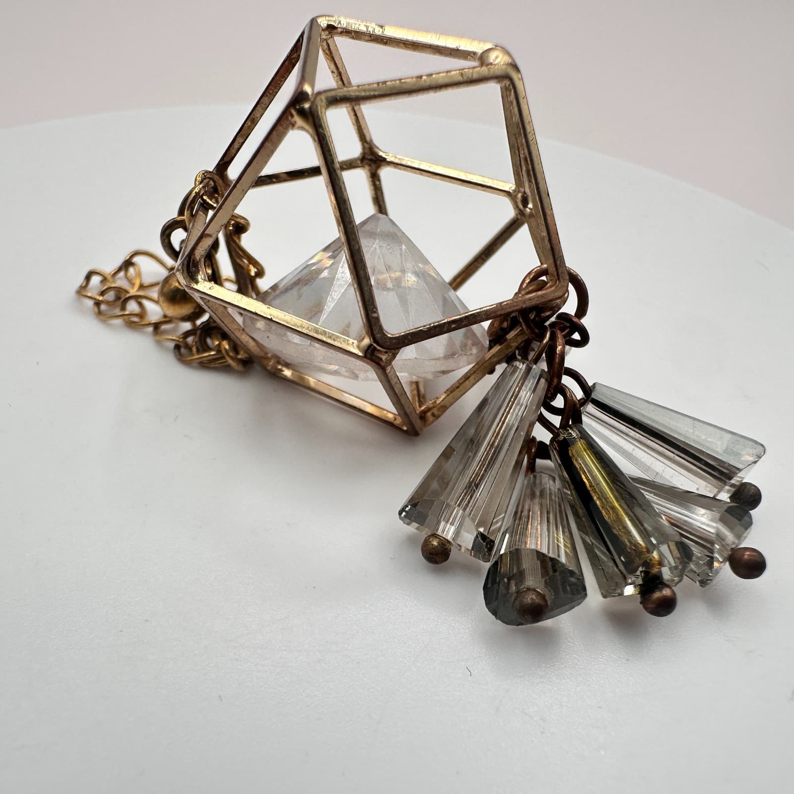 intage Gold Tone Geometric Cage Pendant Clear Lucite Crystal Prism Charm Boho - Thumbnail 3
