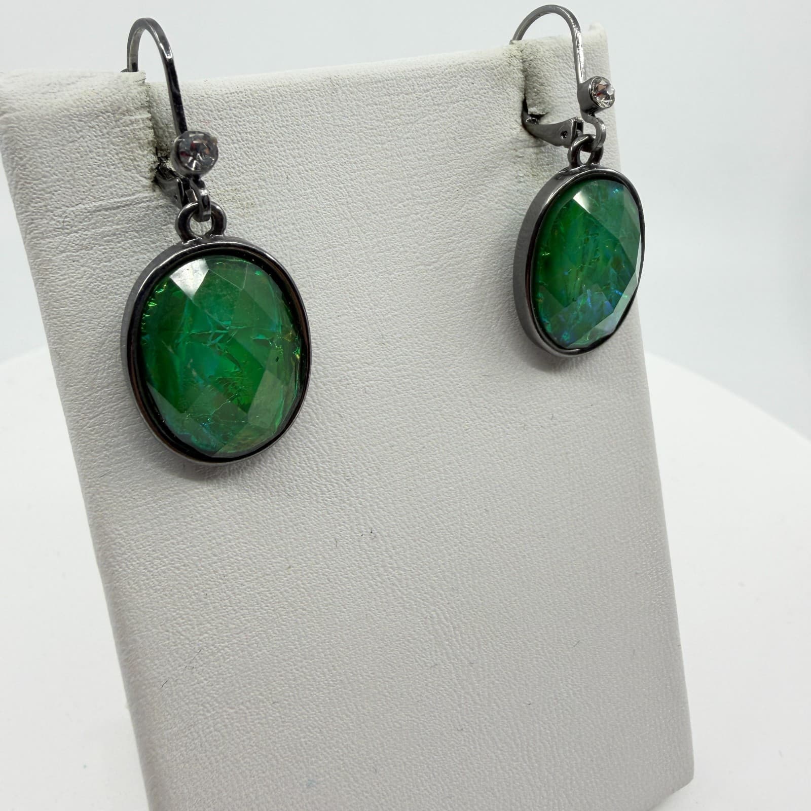 Y2K Dark Metal Green Crystal Dangle Earrings Oval Statement Jewelry Gift Idea - Thumbnail 2