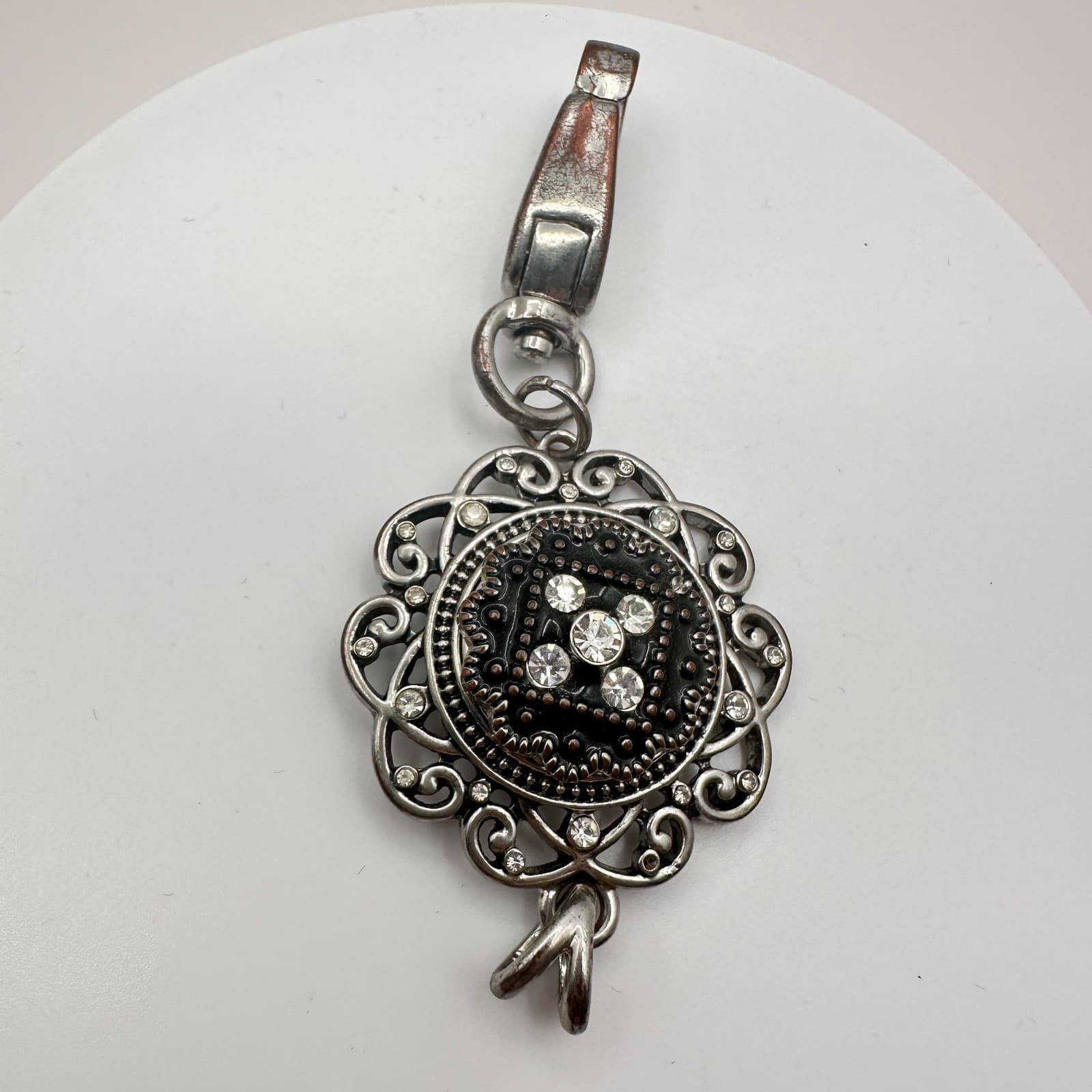 Vintage 90s Silver Tone Black Enamel Clear Glass Filigree Flower Pendant Charm - Thumbnail 4
