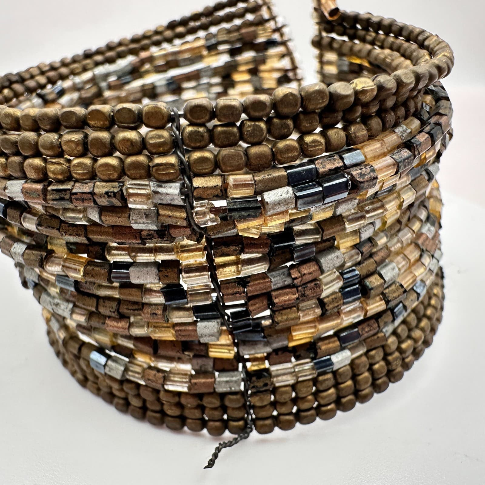 Vintage 90s Bronze Tone Multi Strand Glass Seed Bead Coil Cuff Bracelet Jewelry - Thumbnail 4