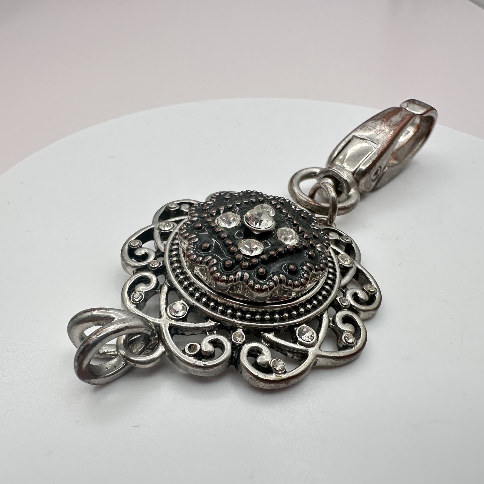 Vintage 90s Silver Tone Black Enamel Clear Glass Filigree Flower Pendant Charm - Thumbnail 5