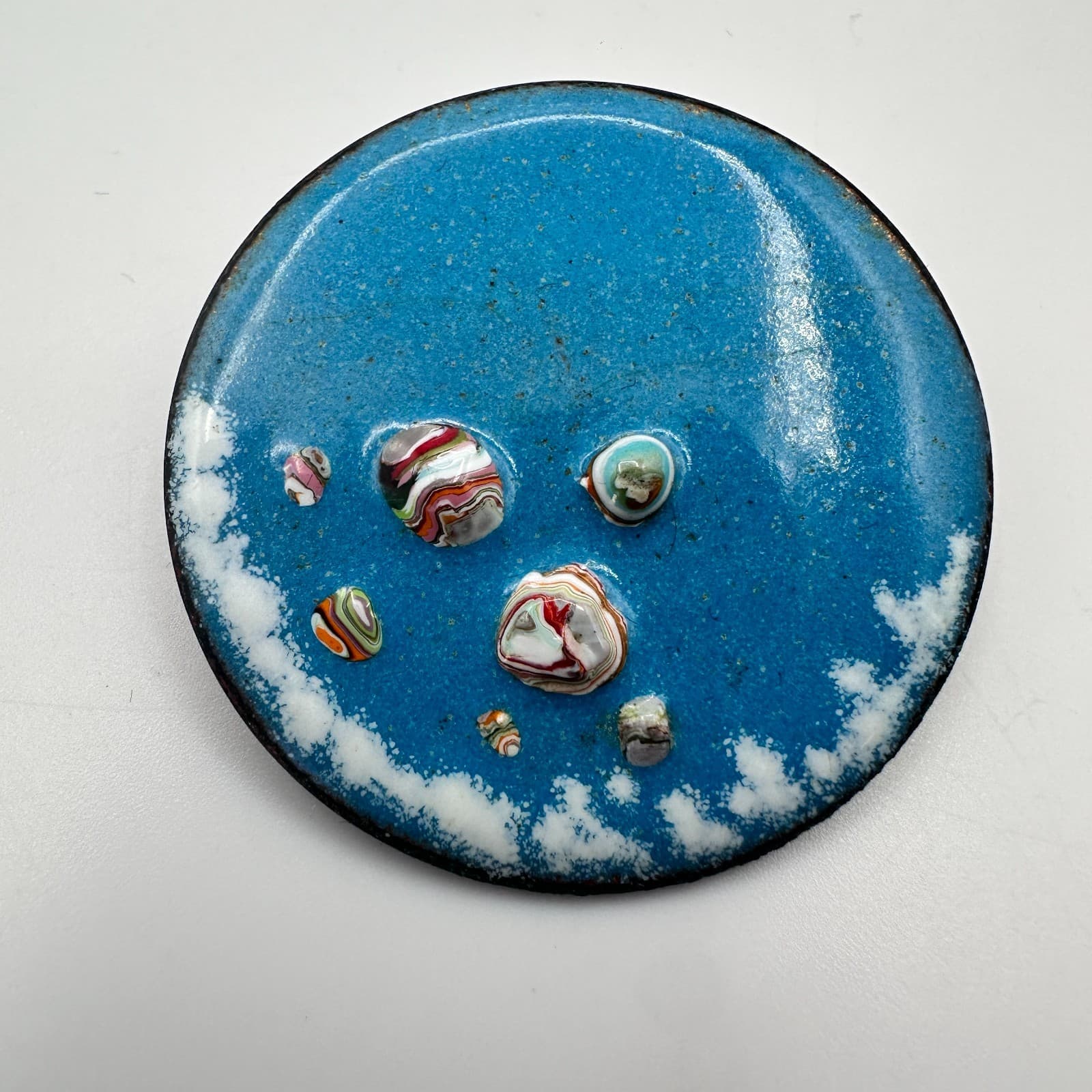 Vintage 70s Blue Enamel Round Brooch Pin Abstract Stone Women's Classic Jewelry