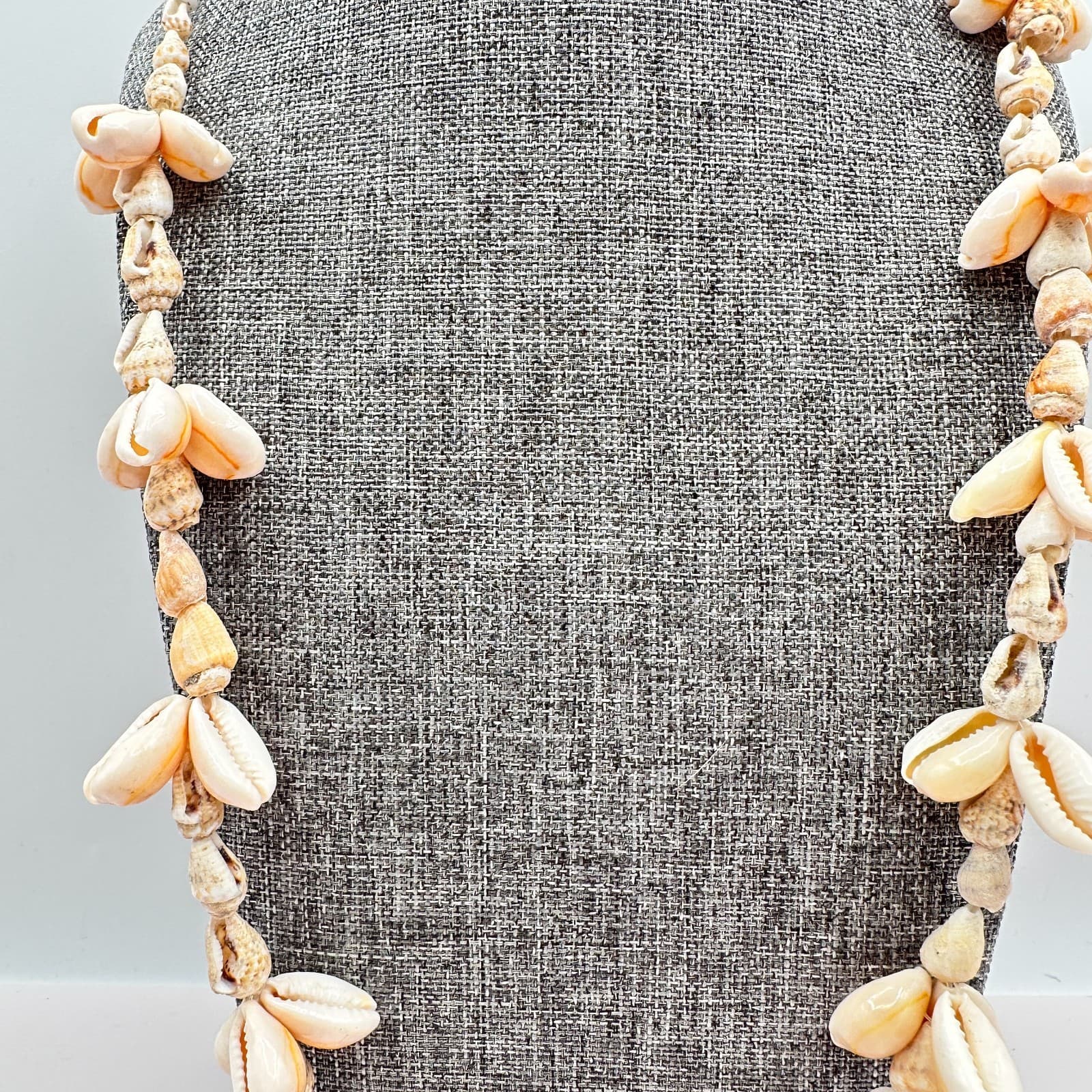 Vinatge 90s Cream Nautical Cowrie Snail Shell Necklace Women's Jewelry Bib Y2K - Thumbnail 2