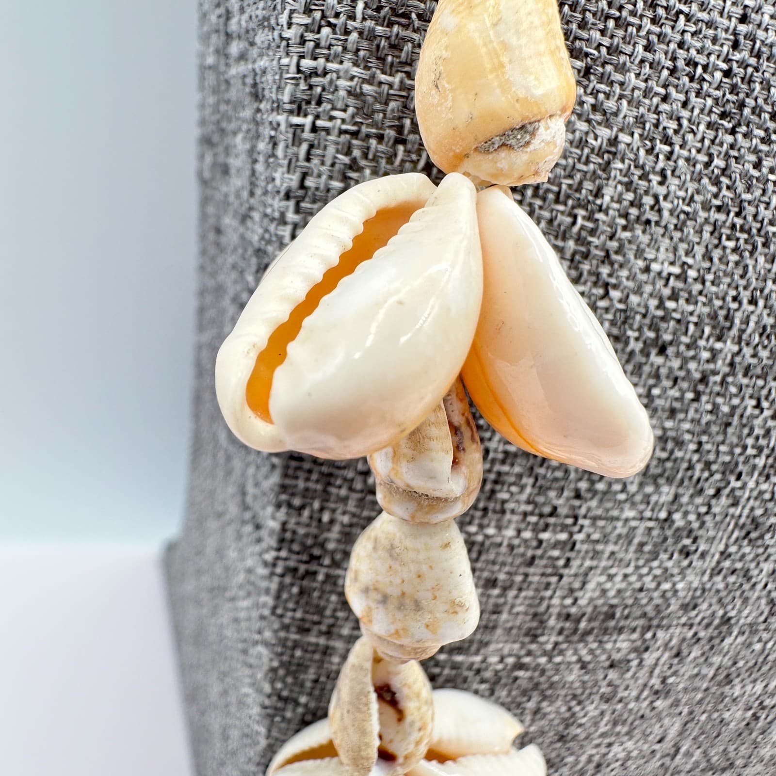 Vinatge 90s Cream Nautical Cowrie Snail Shell Necklace Women's Jewelry Bib Y2K - Thumbnail 4