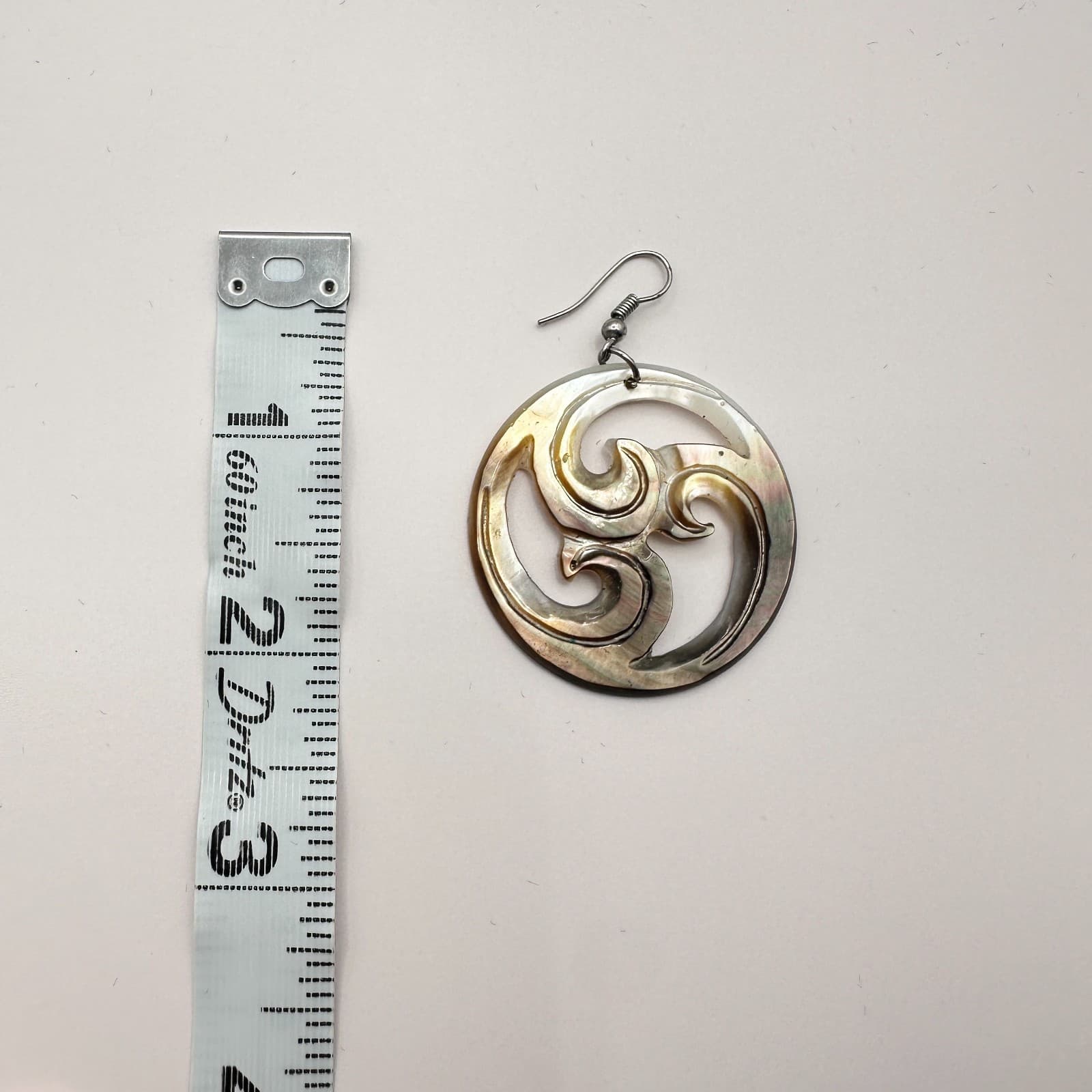 Vintage Y2K Mother Of Pearl Shell Carved Swirl Hoop Earrings Women's Jewelry Bib - Thumbnail 6
