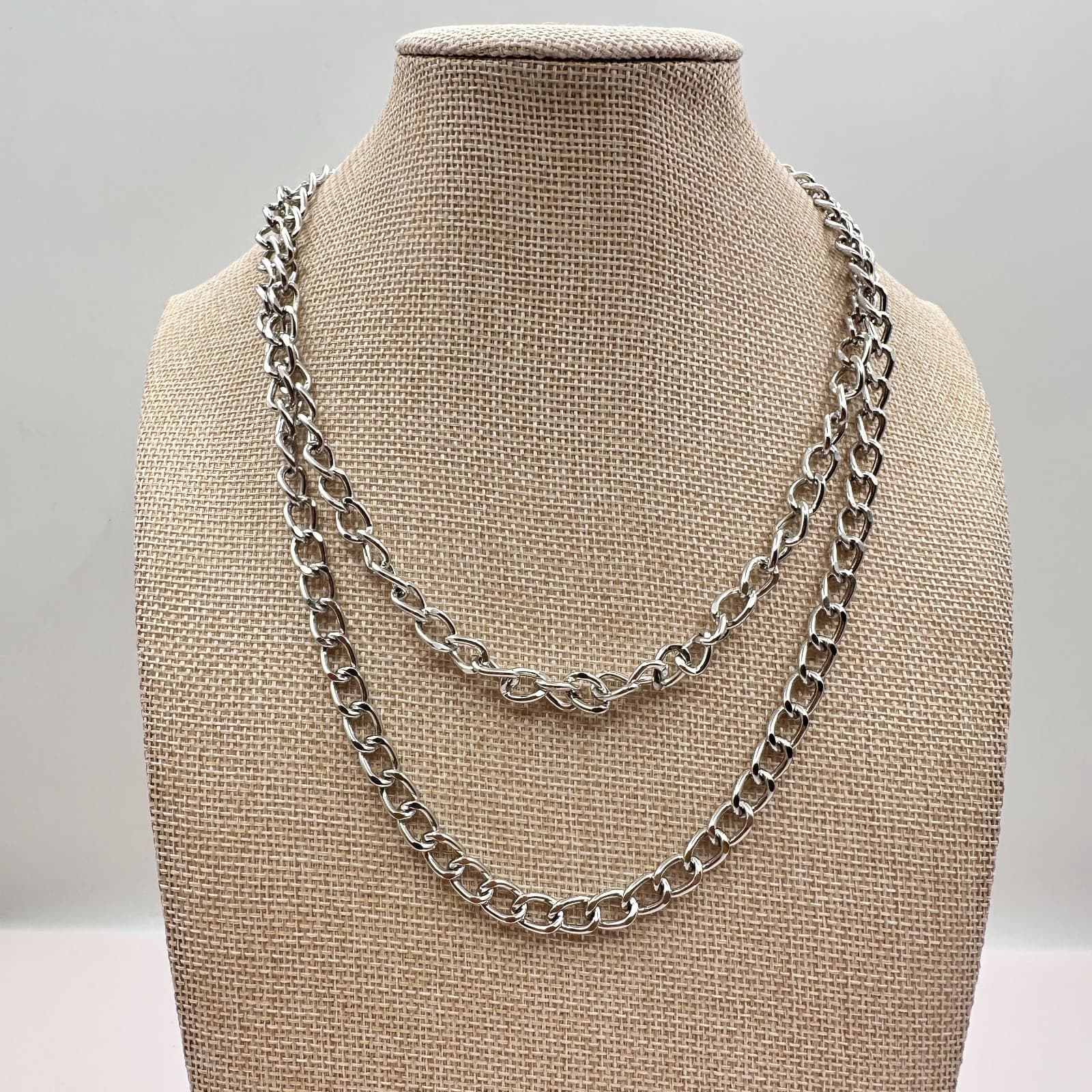 Vintage 90s Silver Tone Double Layer Curb Link Chain Necklace Women's Jewelry - Thumbnail 5
