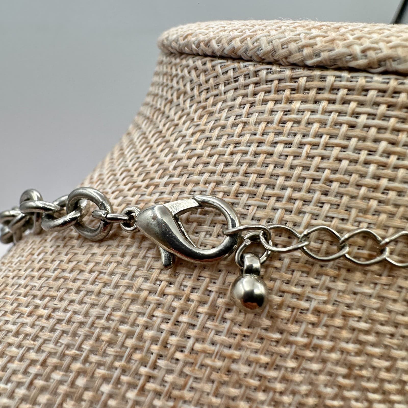 Vintage Y2K Silver Tone Graduated Oval Links Chain Necklace Women's Jewelry Bib - Thumbnail 8