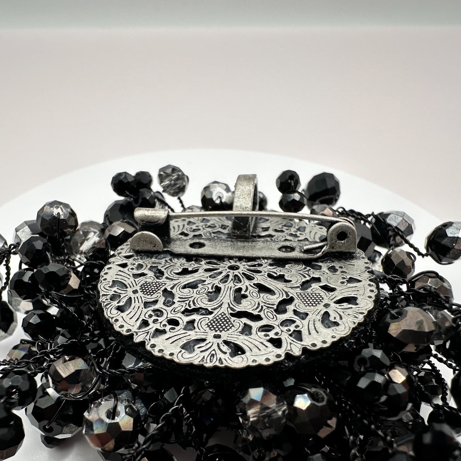 Vintage 90s Black Glass Beaded Cluster Brooch Pin Silver Tone Statement Jewelry - Thumbnail 6