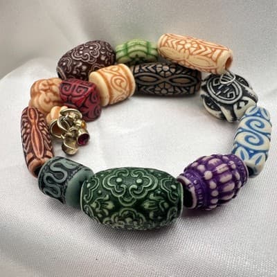 Vintage Y2K Gold Tone Charm Carved Beaded Stretch Statement Bracelet Jewelry - Thumbnail 3