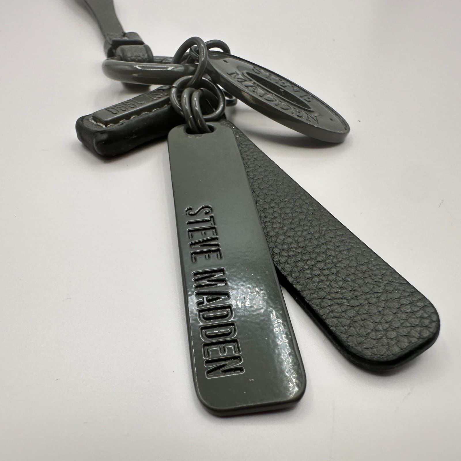 Vintage 90s Steve Madden Strap Keychain Black Faux Leather Fashion Accessory Y2K - Thumbnail 7
