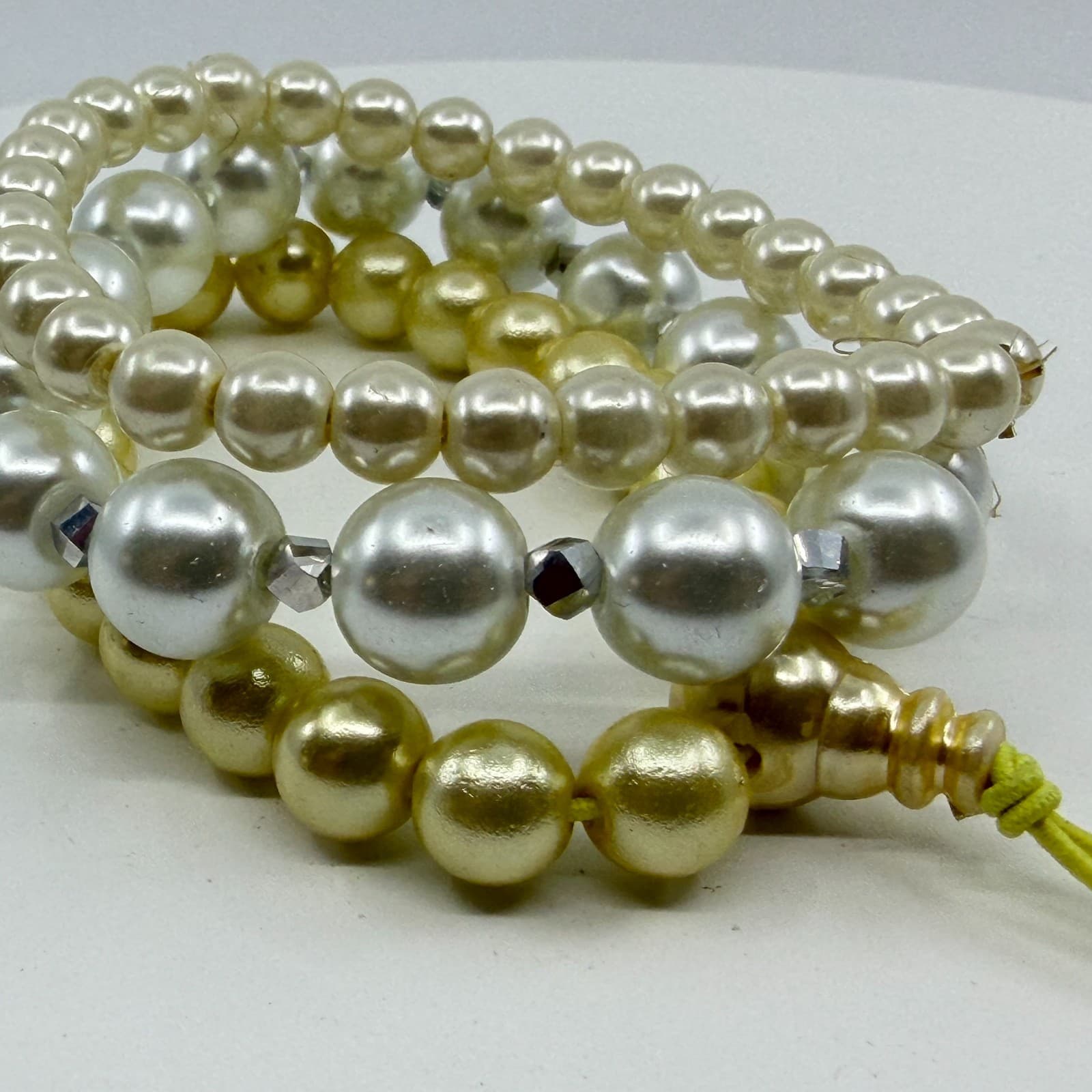 3 Pc Faux Pearl Stackable Bracelet Gold Tone White Stretch Layered Jewelry Set - Thumbnail 6