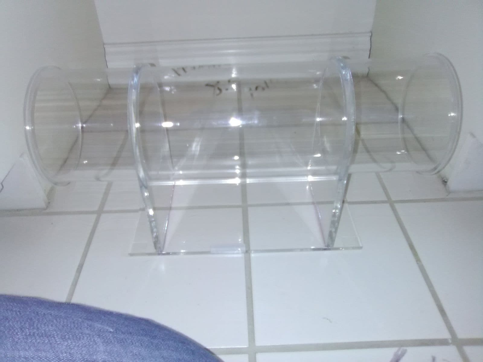 17"X5.5"Acrylic jewelry necklace Display