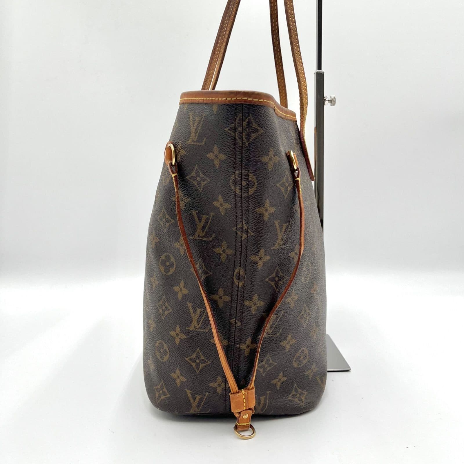 Louis Vuitton Neverfull MM Monogram Tote Bag - Thumbnail 9