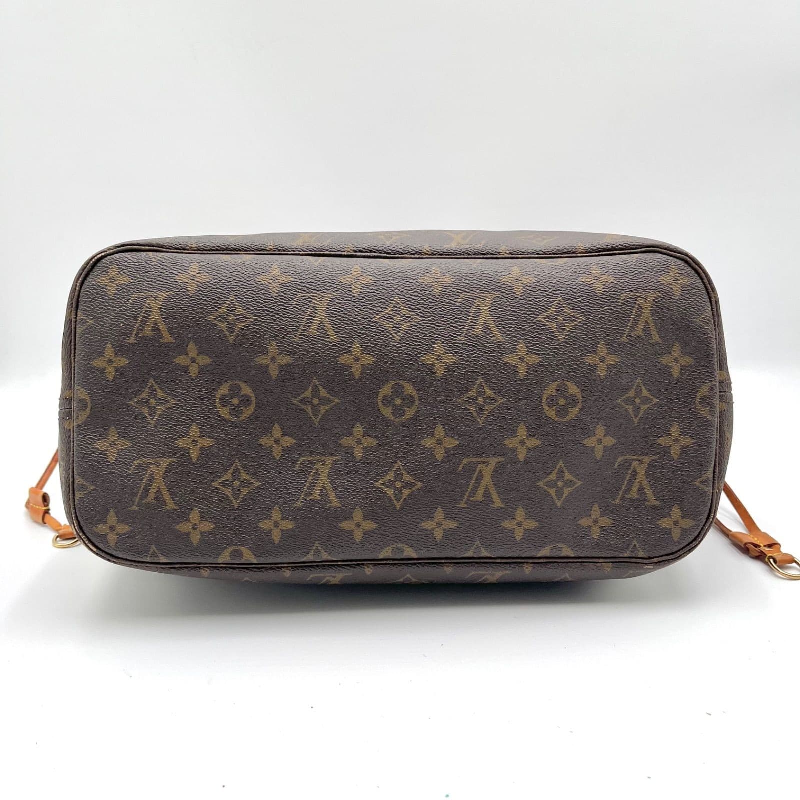 Louis Vuitton Neverfull MM Monogram Tote Bag - Thumbnail 11